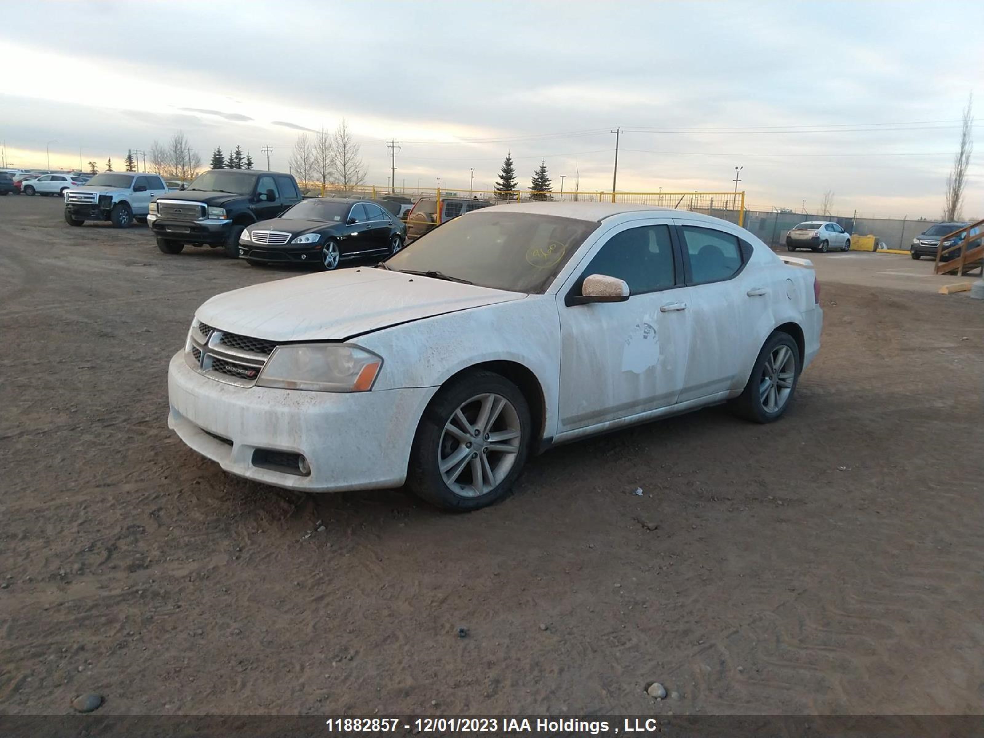 Photo 1 VIN: 1C3CDZCB3DN613178 - DODGE AVENGER 