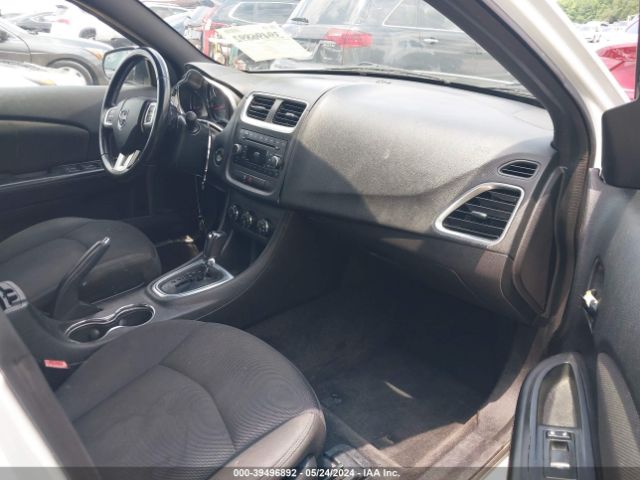 Photo 4 VIN: 1C3CDZCB3DN661229 - DODGE AVENGER 