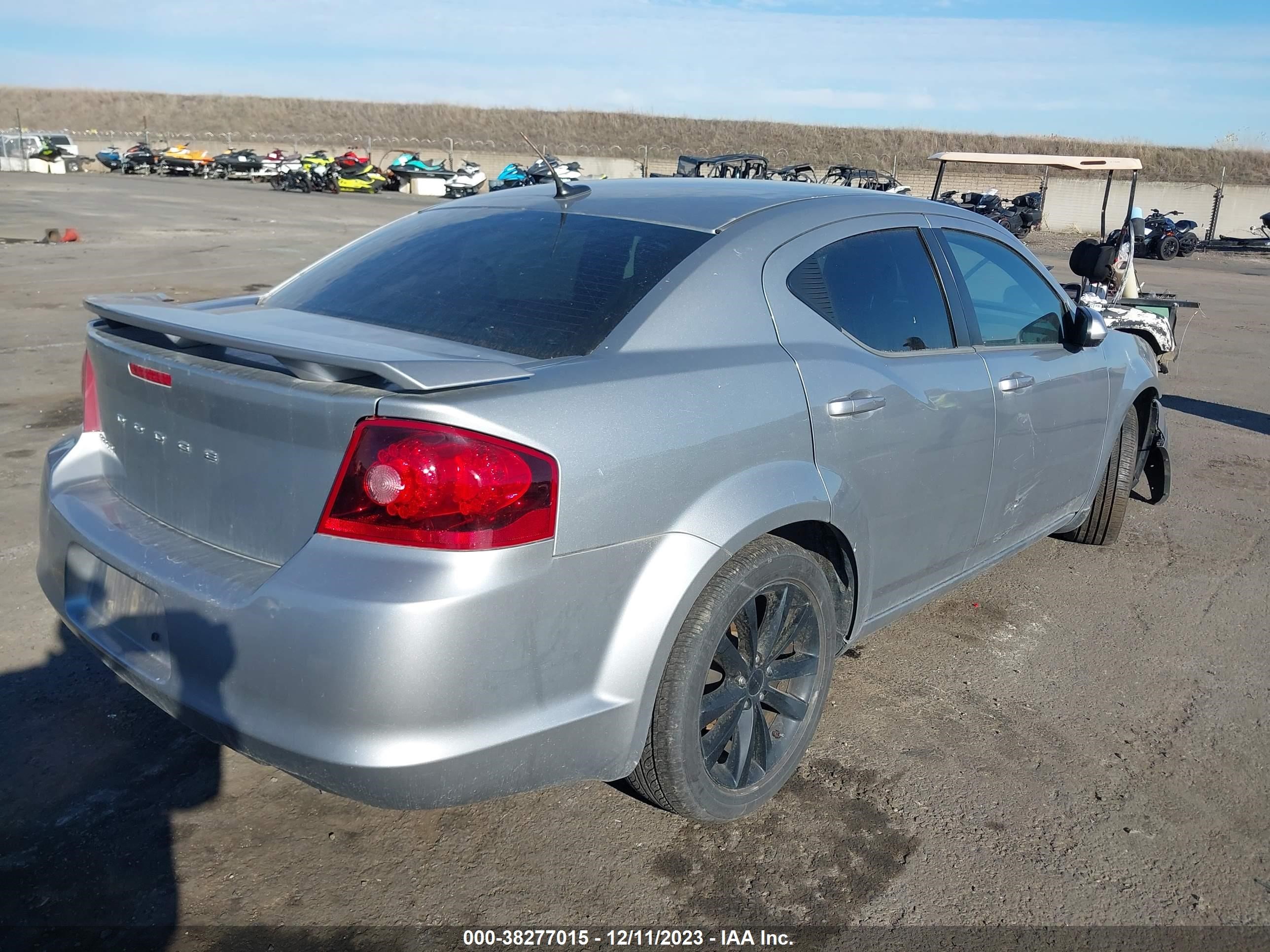 Photo 3 VIN: 1C3CDZCB5DN746704 - DODGE AVENGER 