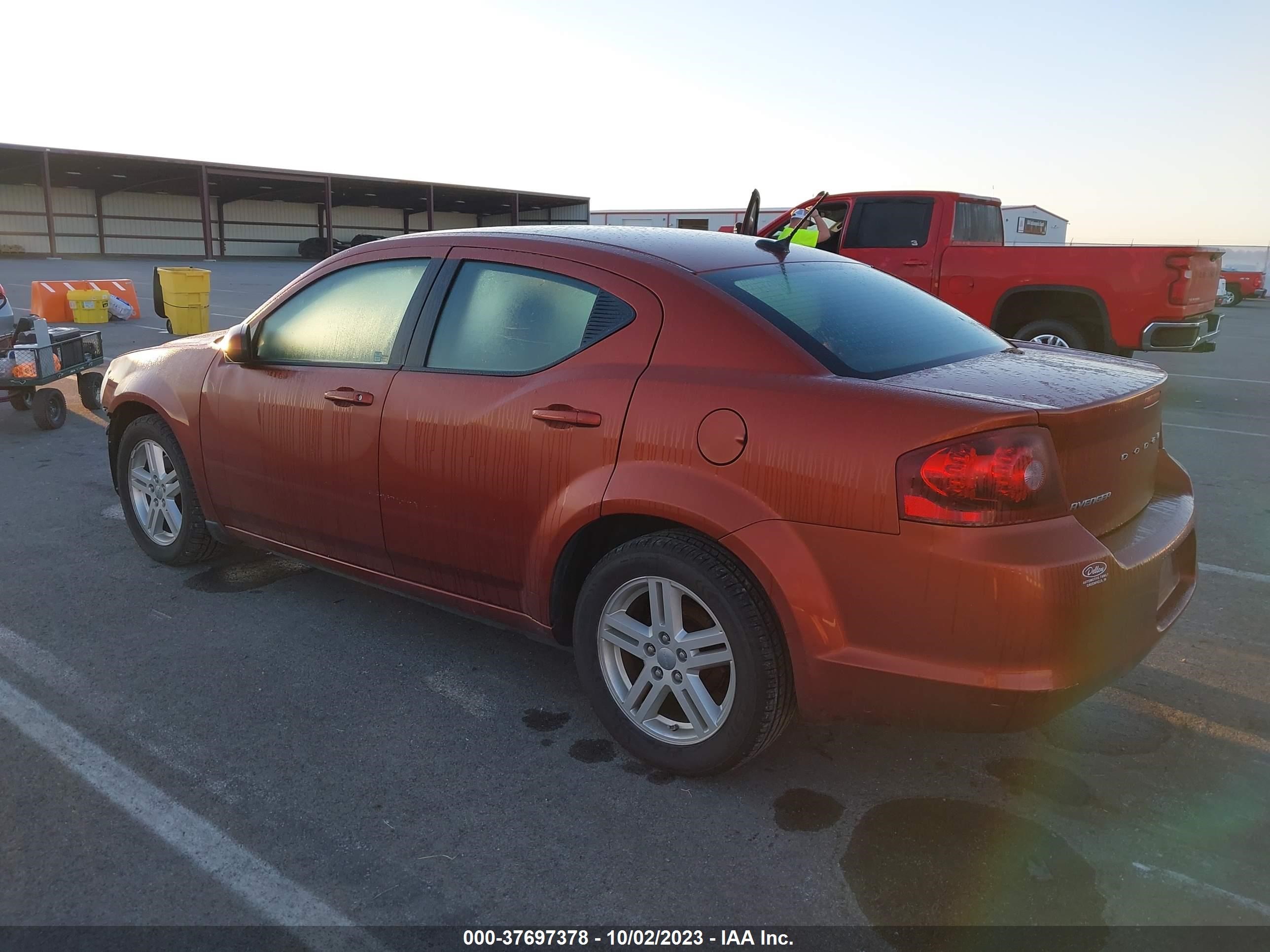 Photo 2 VIN: 1C3CDZCB6CN177991 - DODGE AVENGER 