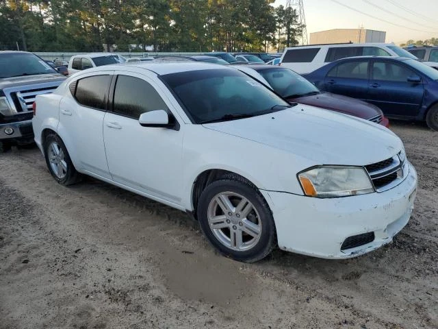 Photo 3 VIN: 1C3CDZCB6CN221102 - DODGE AVENGER SX 