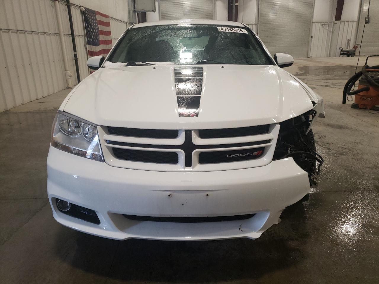 Photo 4 VIN: 1C3CDZCBXDN552394 - DODGE AVENGER 