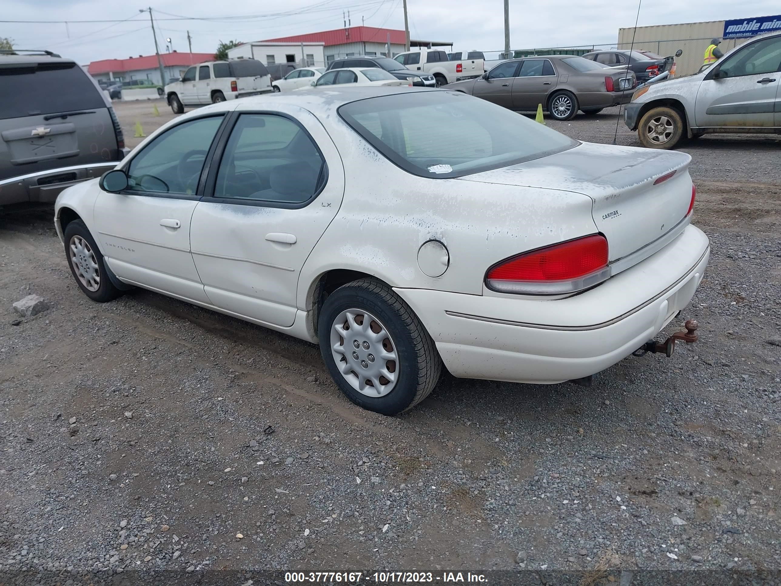 Photo 2 VIN: 1C3EJ46XXYN162719 - CHRYSLER CIRRUS 