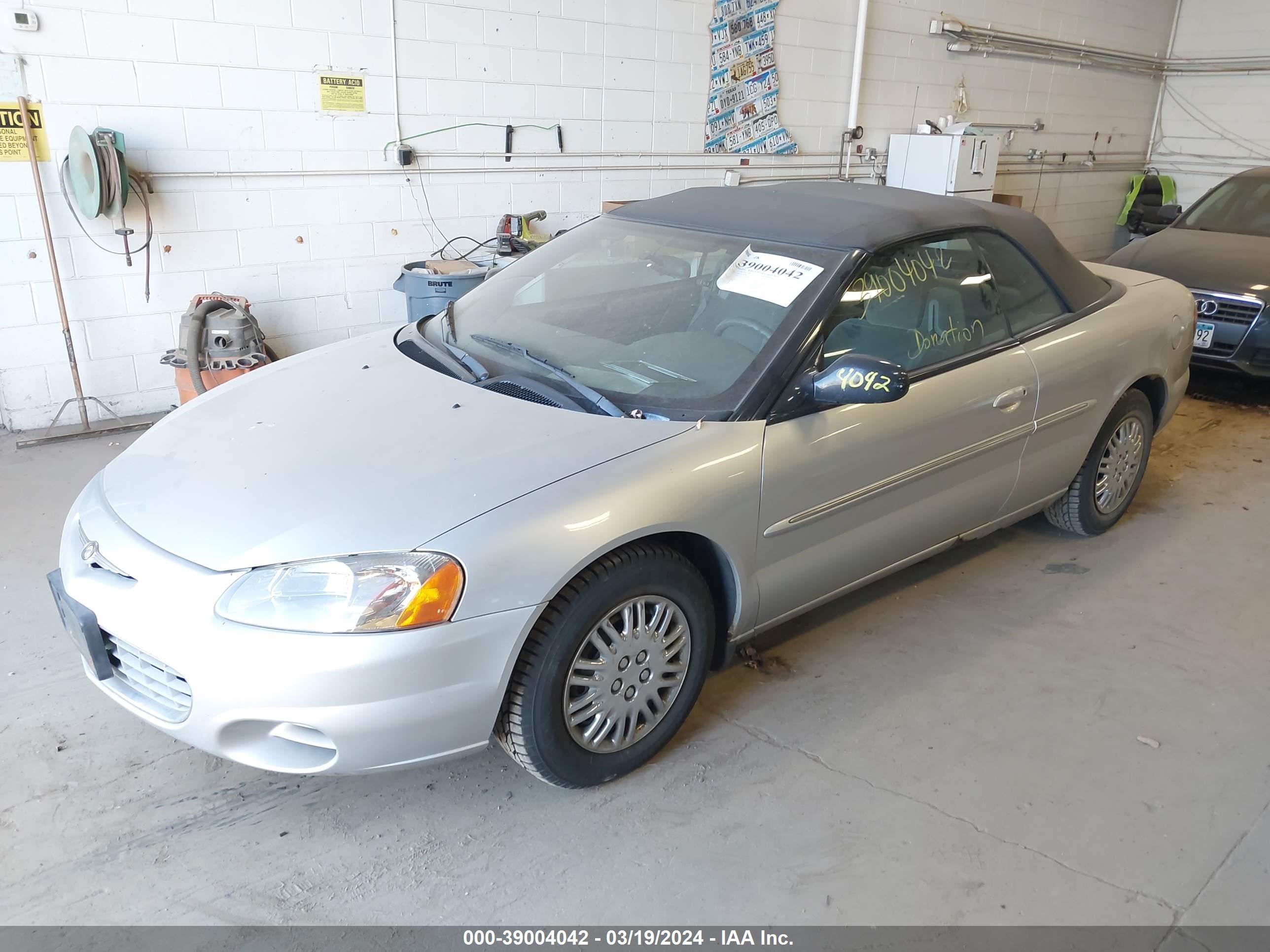 Photo 1 VIN: 1C3EL45R82N279008 - CHRYSLER SEBRING 