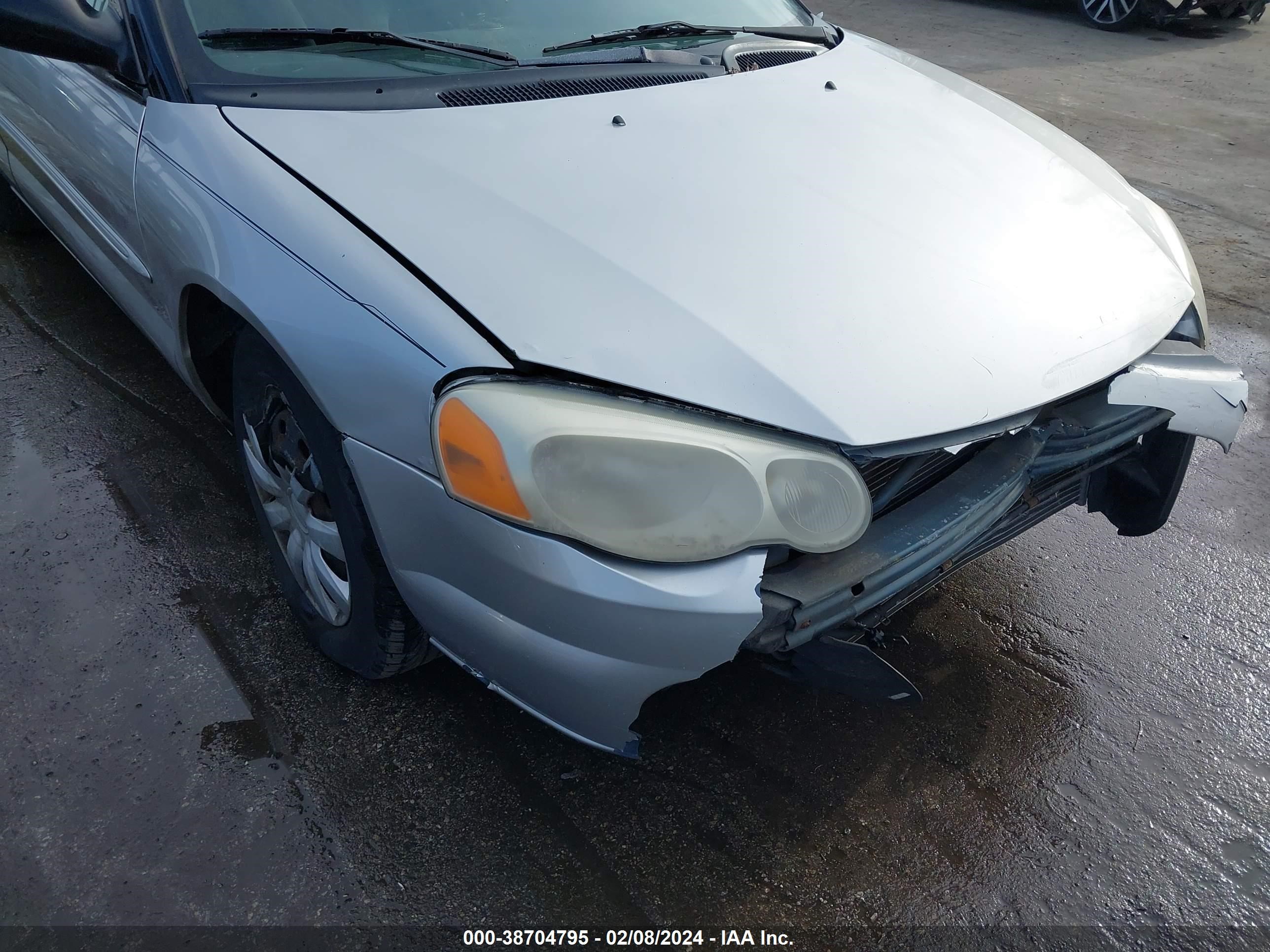 Photo 19 VIN: 1C3EL45X56N154665 - CHRYSLER SEBRING 