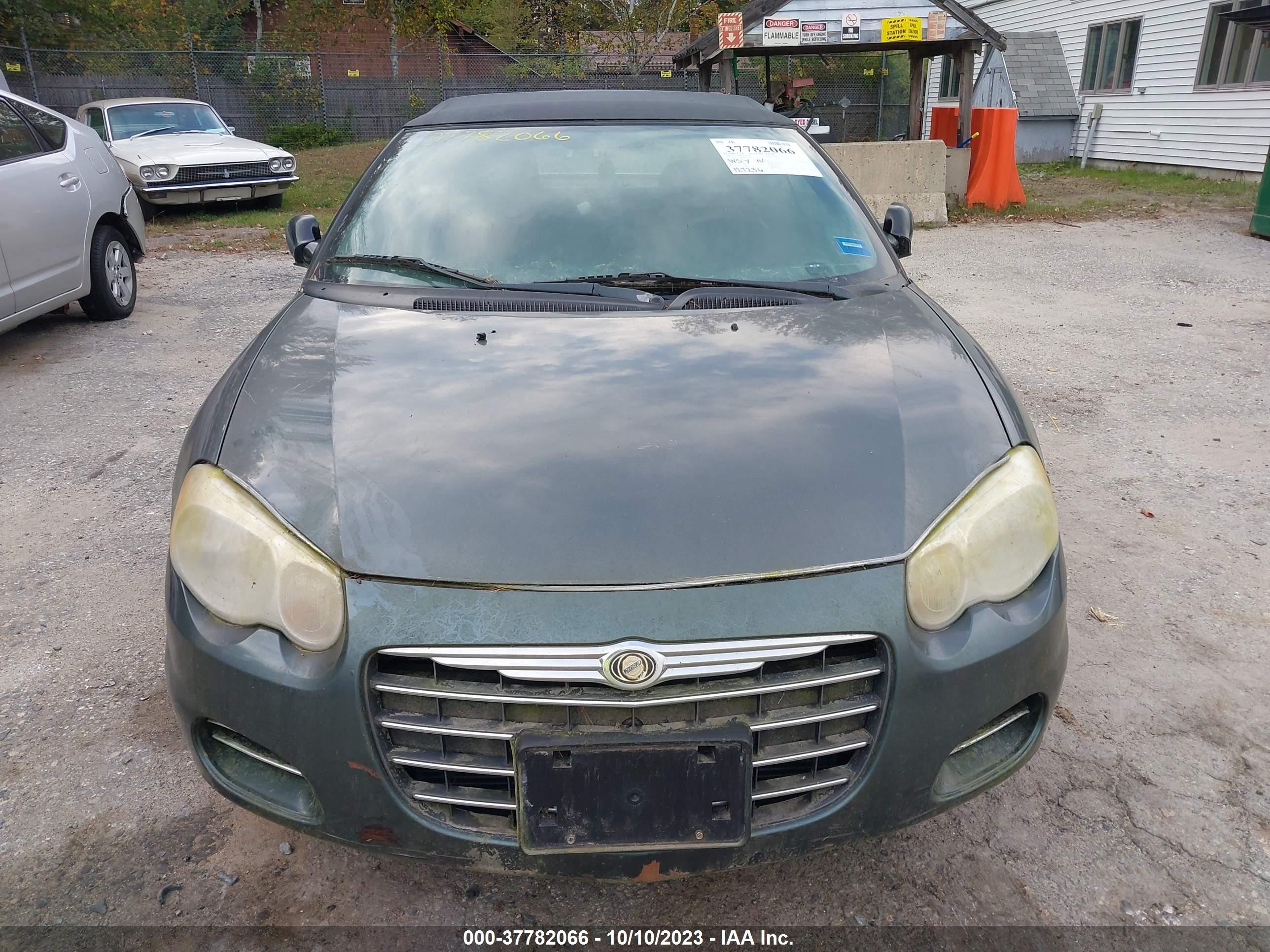 Photo 5 VIN: 1C3EL45XX4N136711 - CHRYSLER SEBRING 