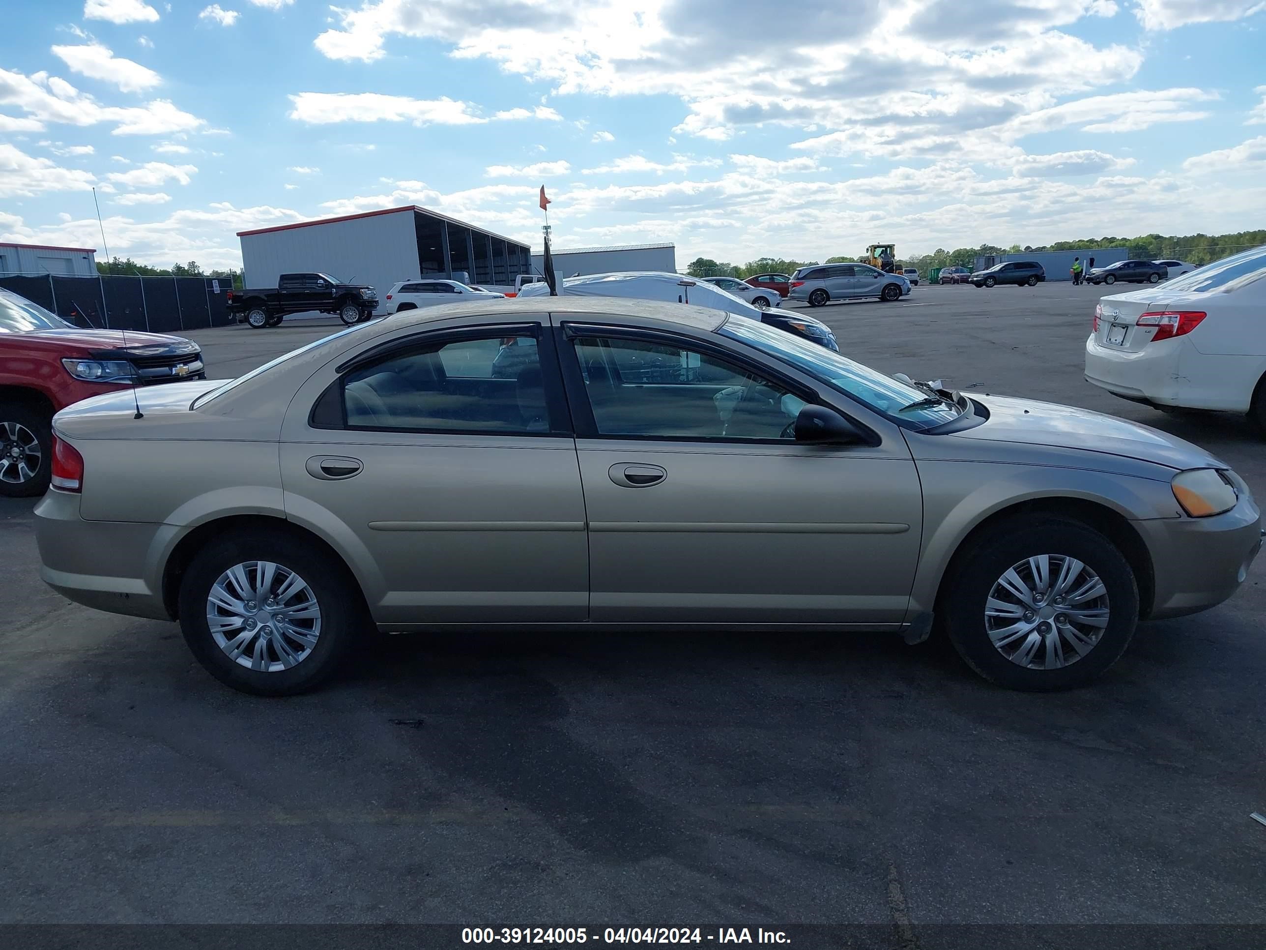 Photo 12 VIN: 1C3EL46RX2N238443 - CHRYSLER SEBRING 