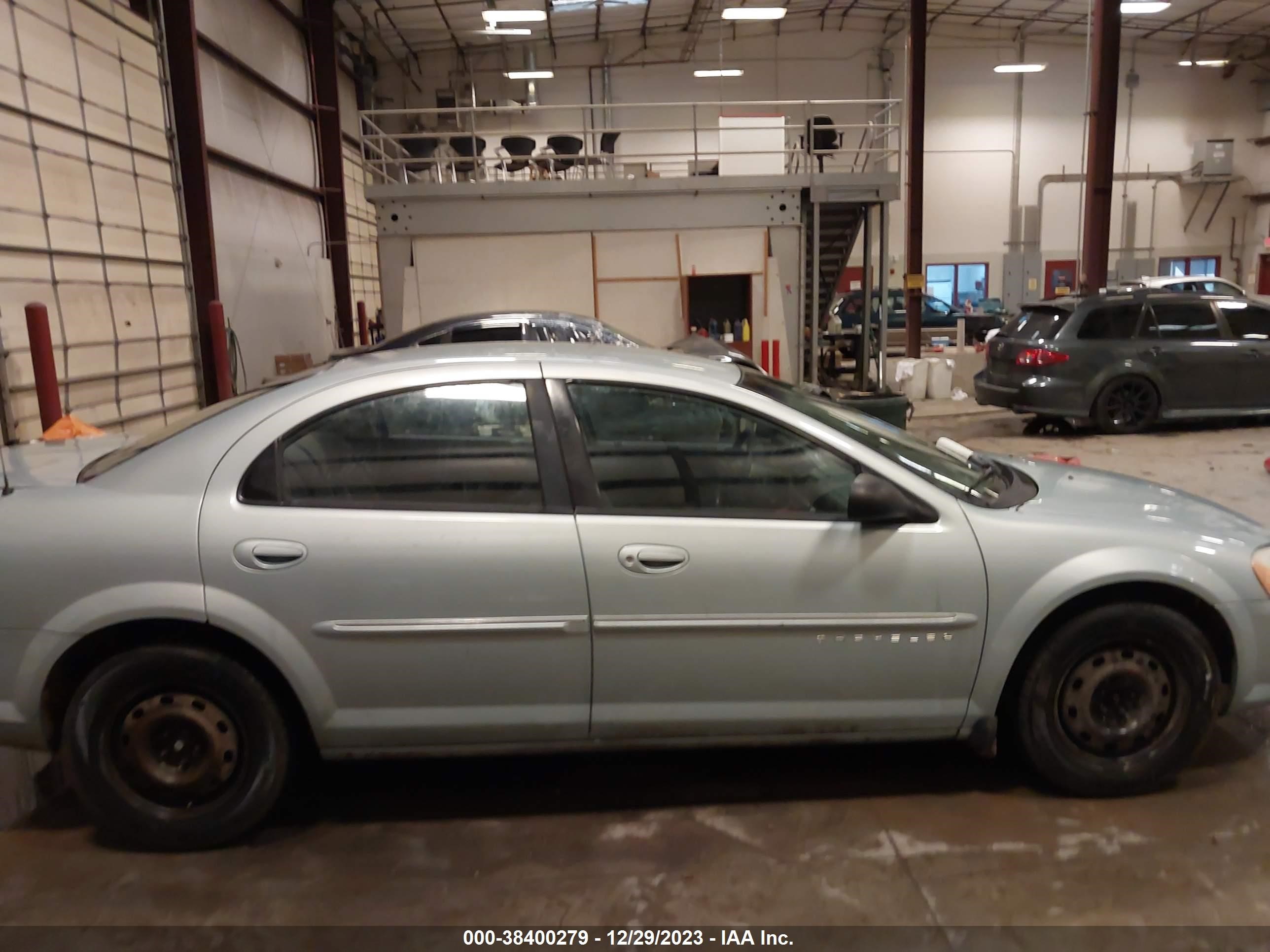 Photo 12 VIN: 1C3EL46X01N591769 - CHRYSLER SEBRING 