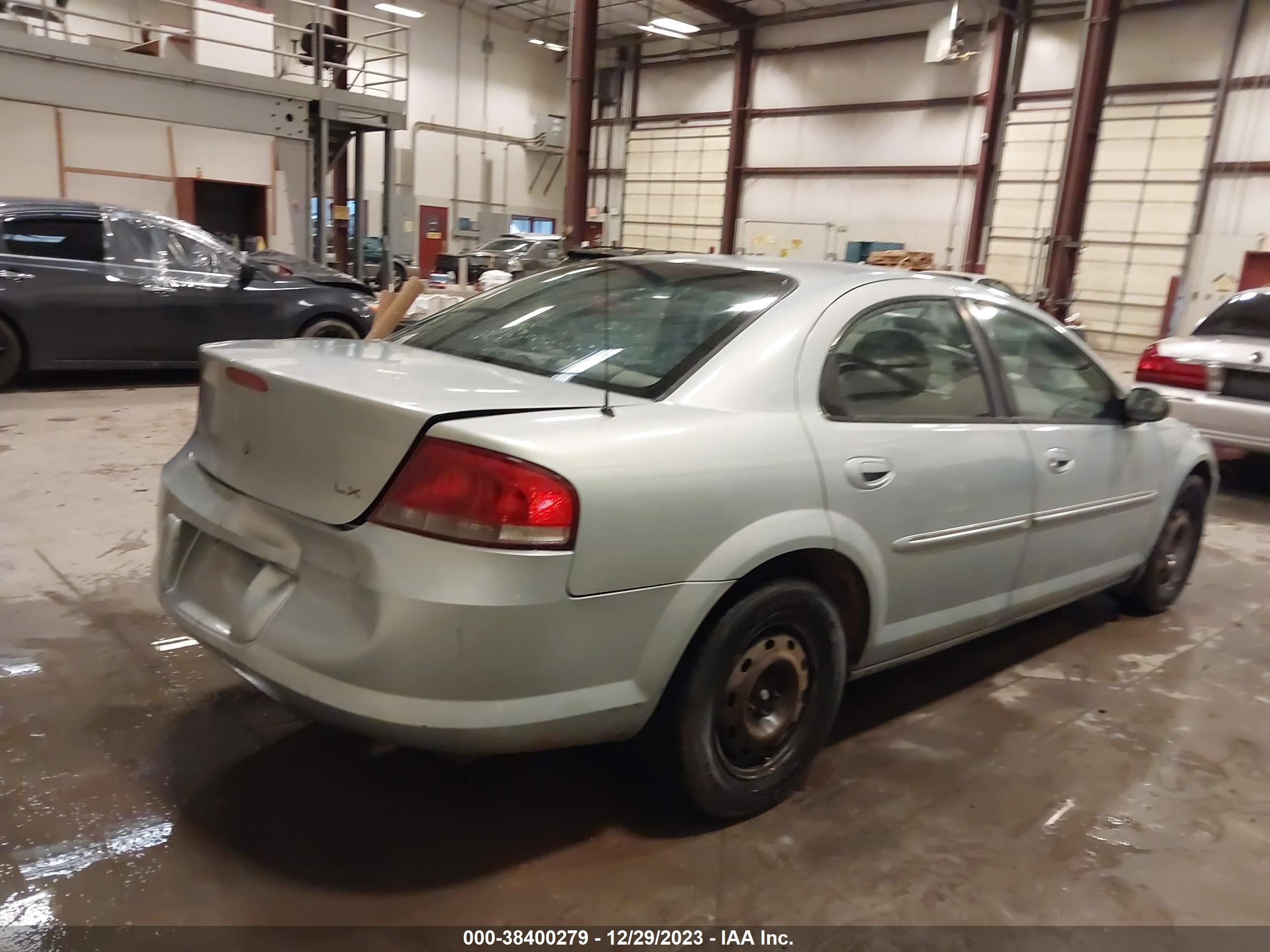 Photo 3 VIN: 1C3EL46X01N591769 - CHRYSLER SEBRING 