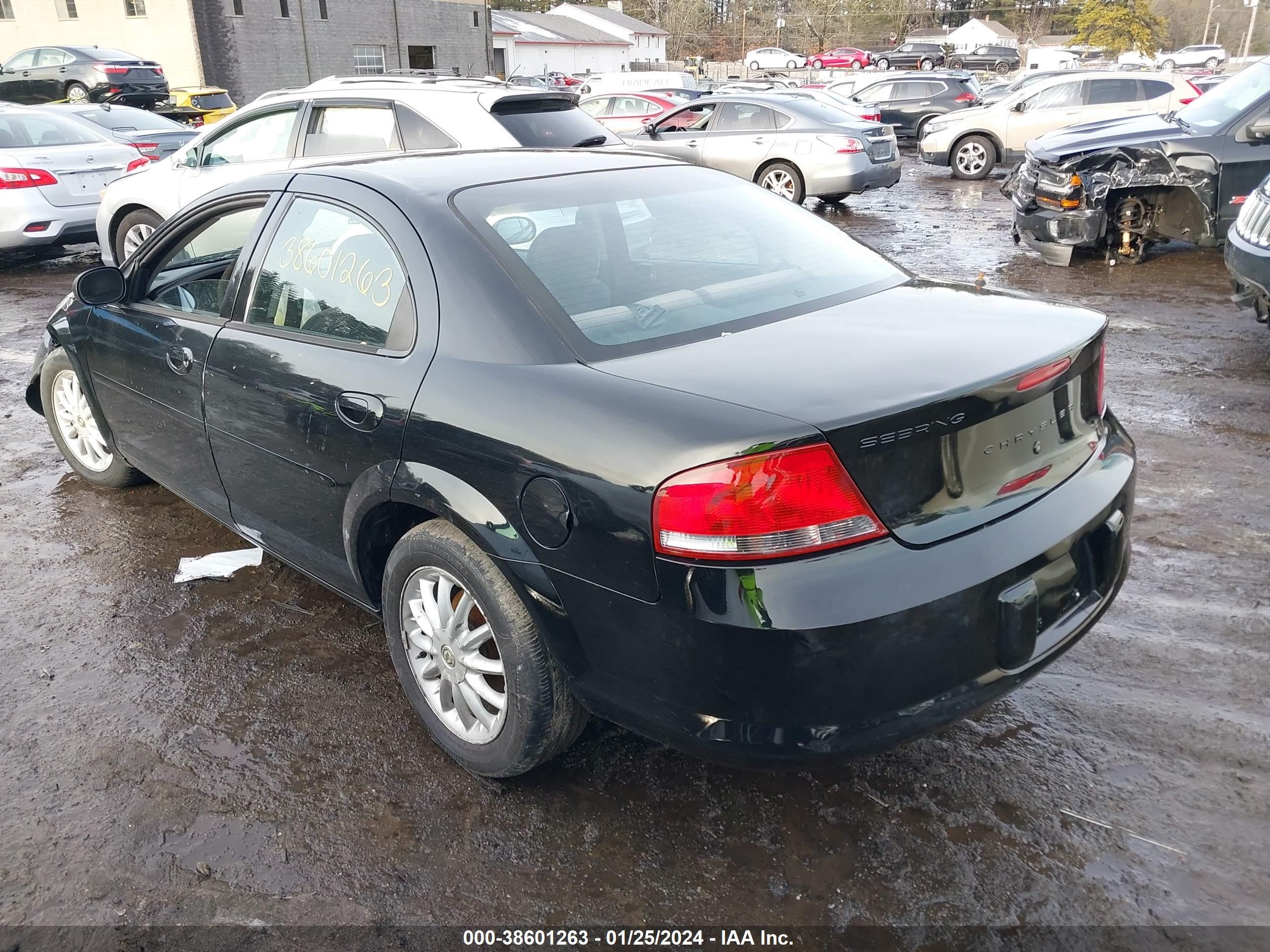 Photo 2 VIN: 1C3EL46X02N144702 - CHRYSLER SEBRING 