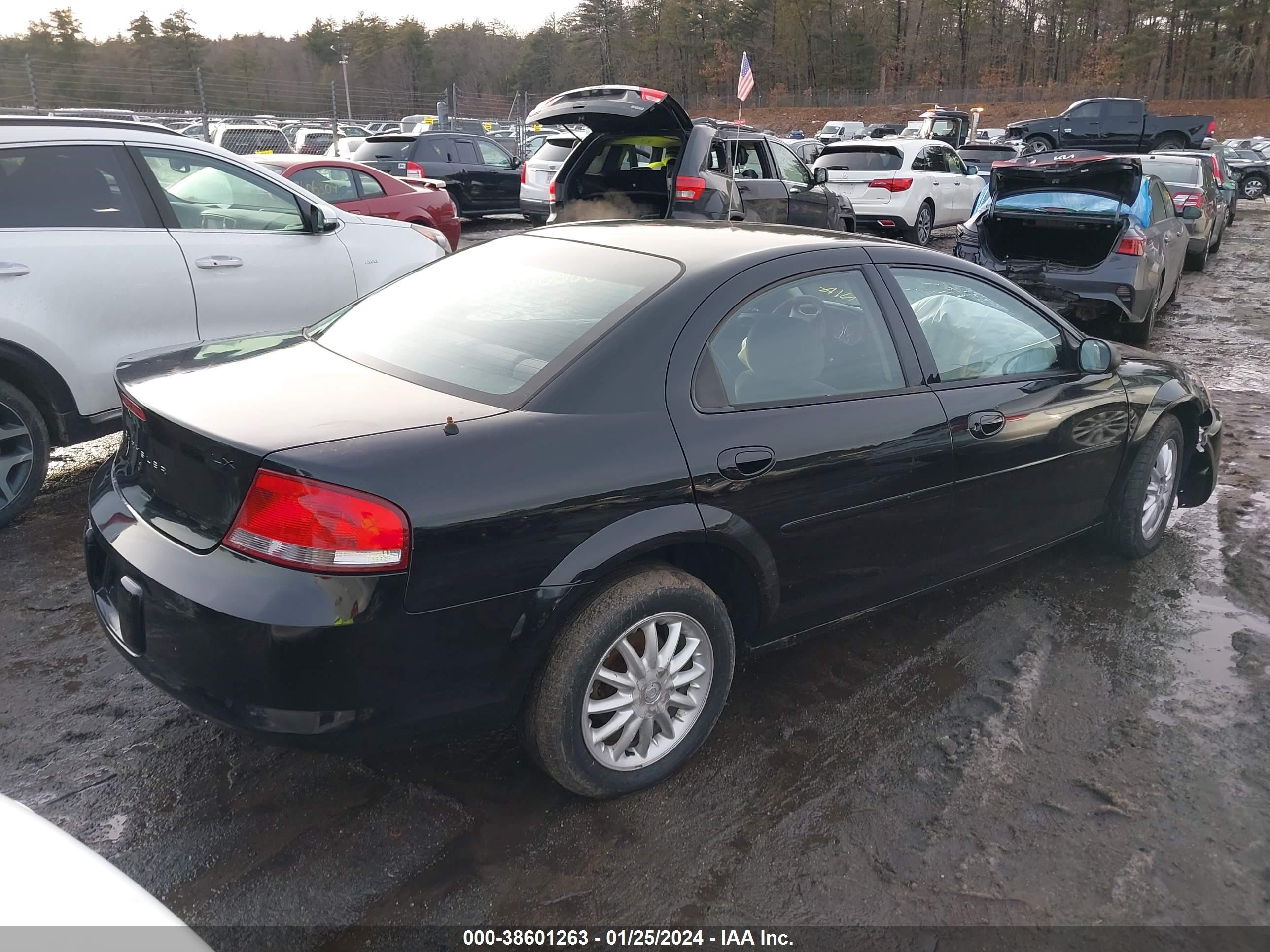 Photo 3 VIN: 1C3EL46X02N144702 - CHRYSLER SEBRING 