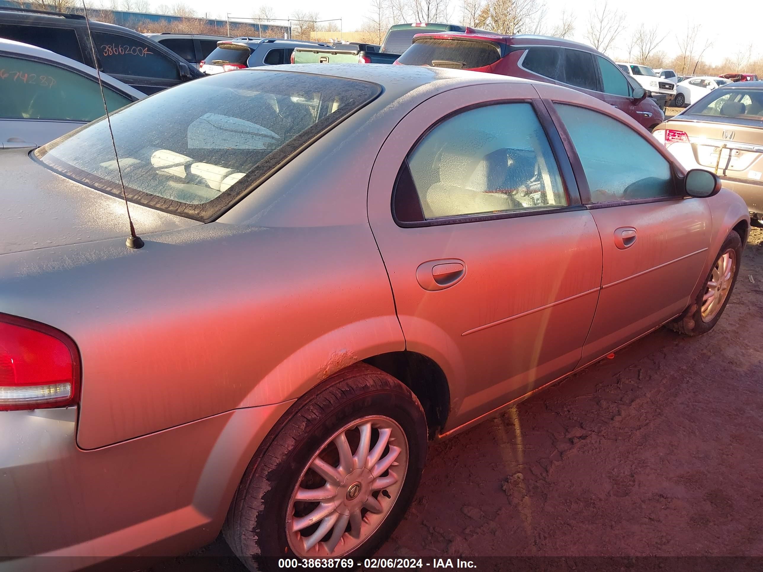 Photo 12 VIN: 1C3EL46X03N501913 - CHRYSLER SEBRING 