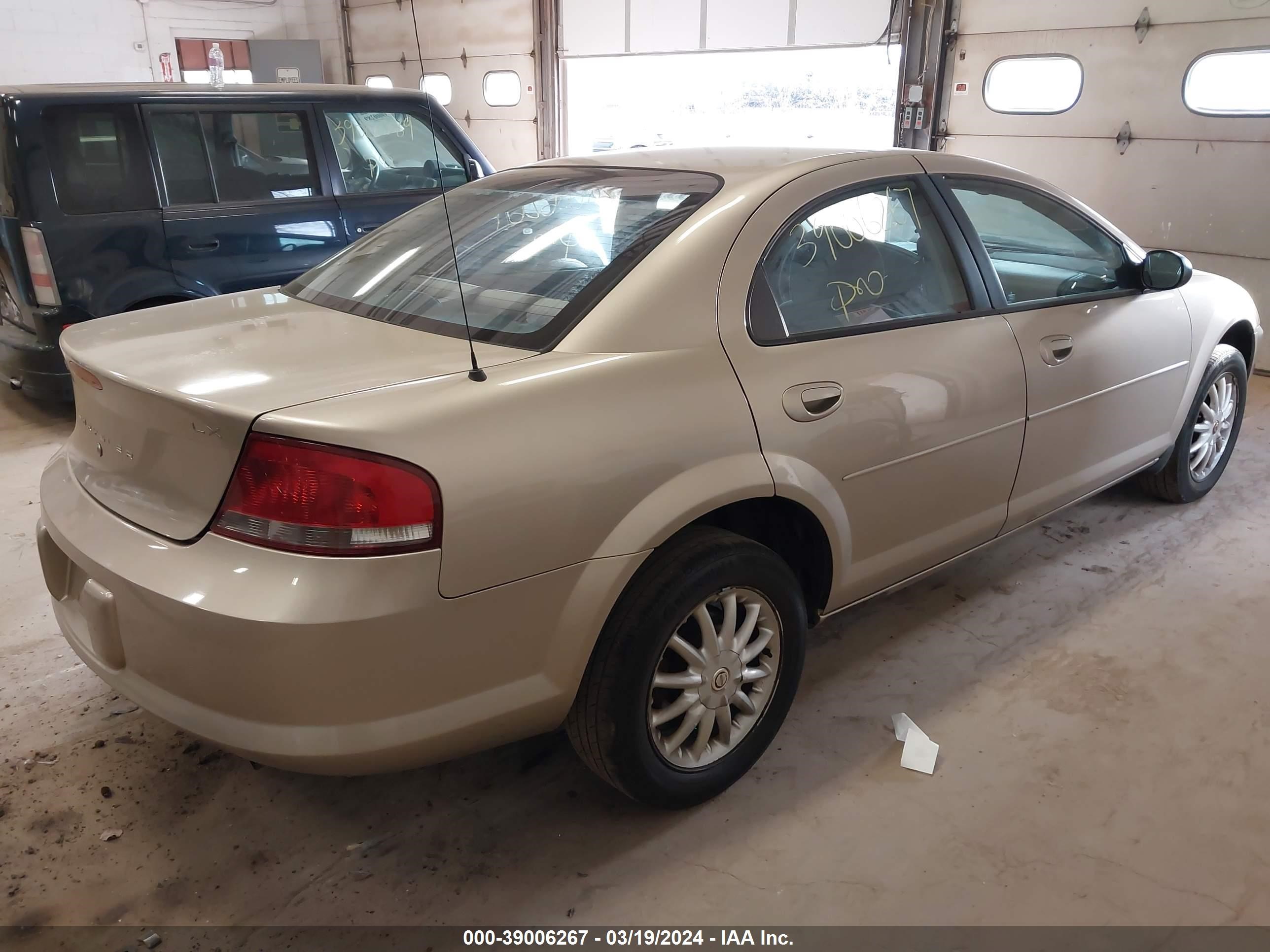 Photo 3 VIN: 1C3EL46X43N512770 - CHRYSLER SEBRING 