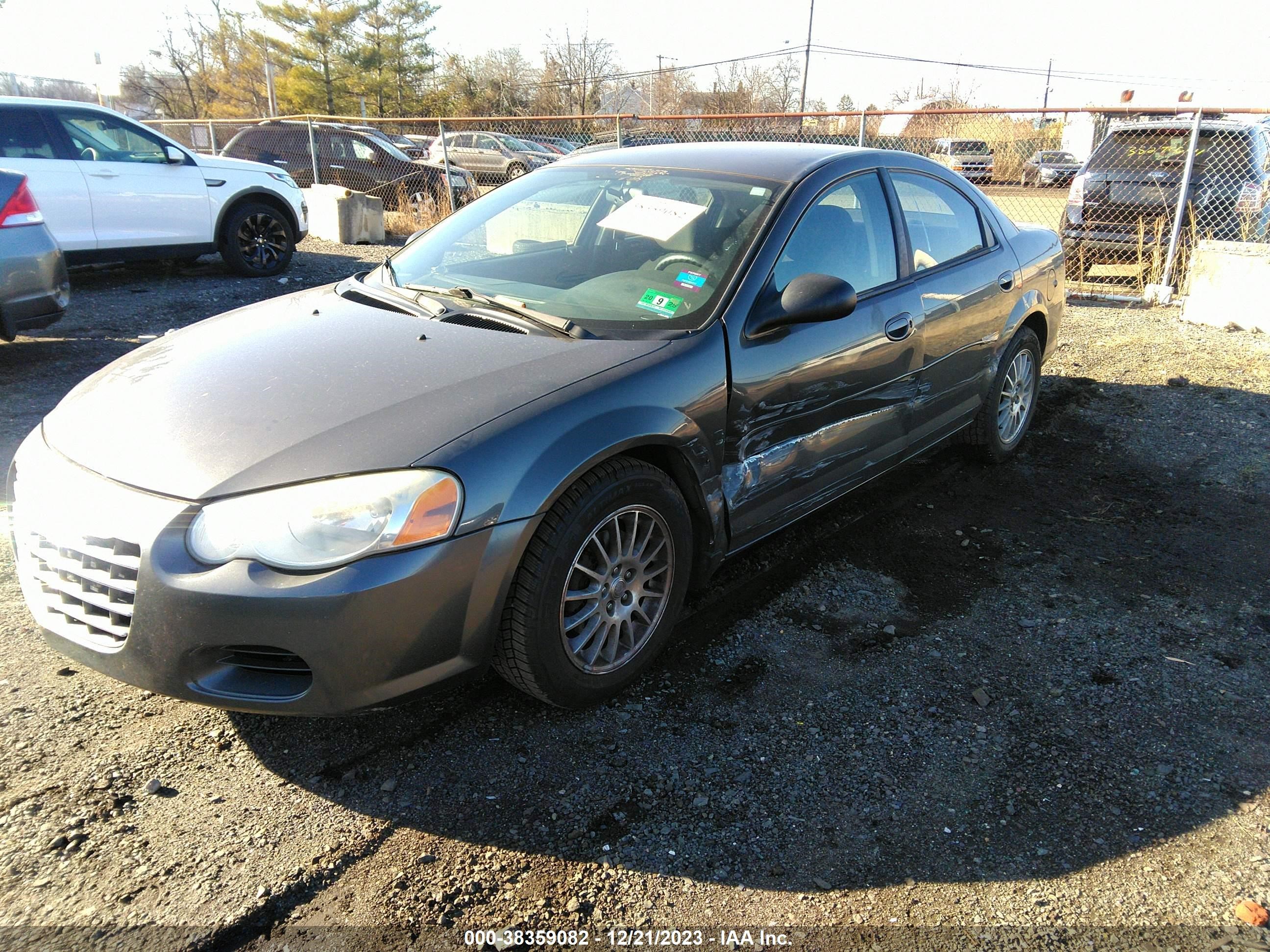 Photo 1 VIN: 1C3EL46X75N581052 - CHRYSLER SEBRING 