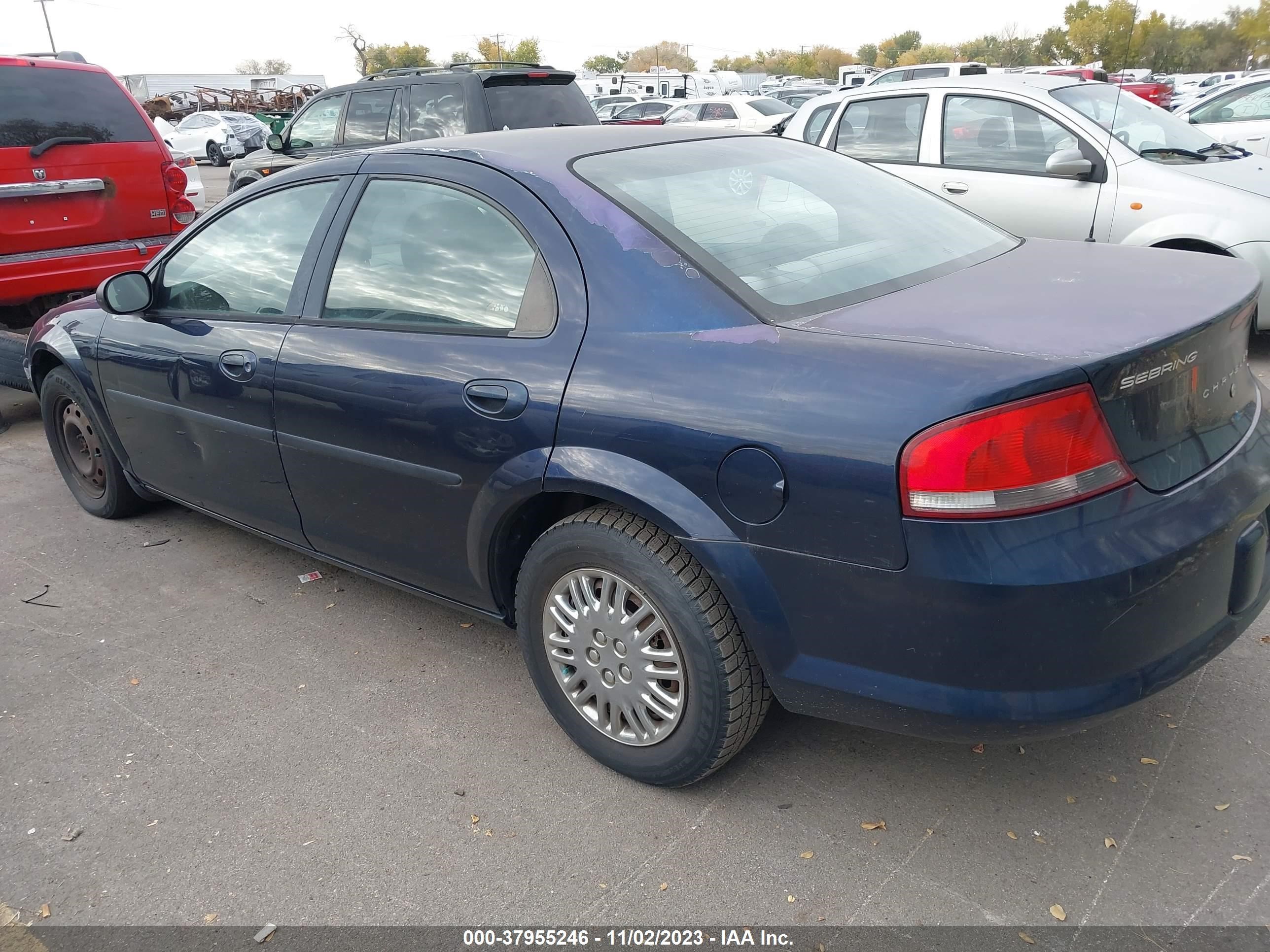 Photo 2 VIN: 1C3EL46X82N178077 - CHRYSLER SEBRING 