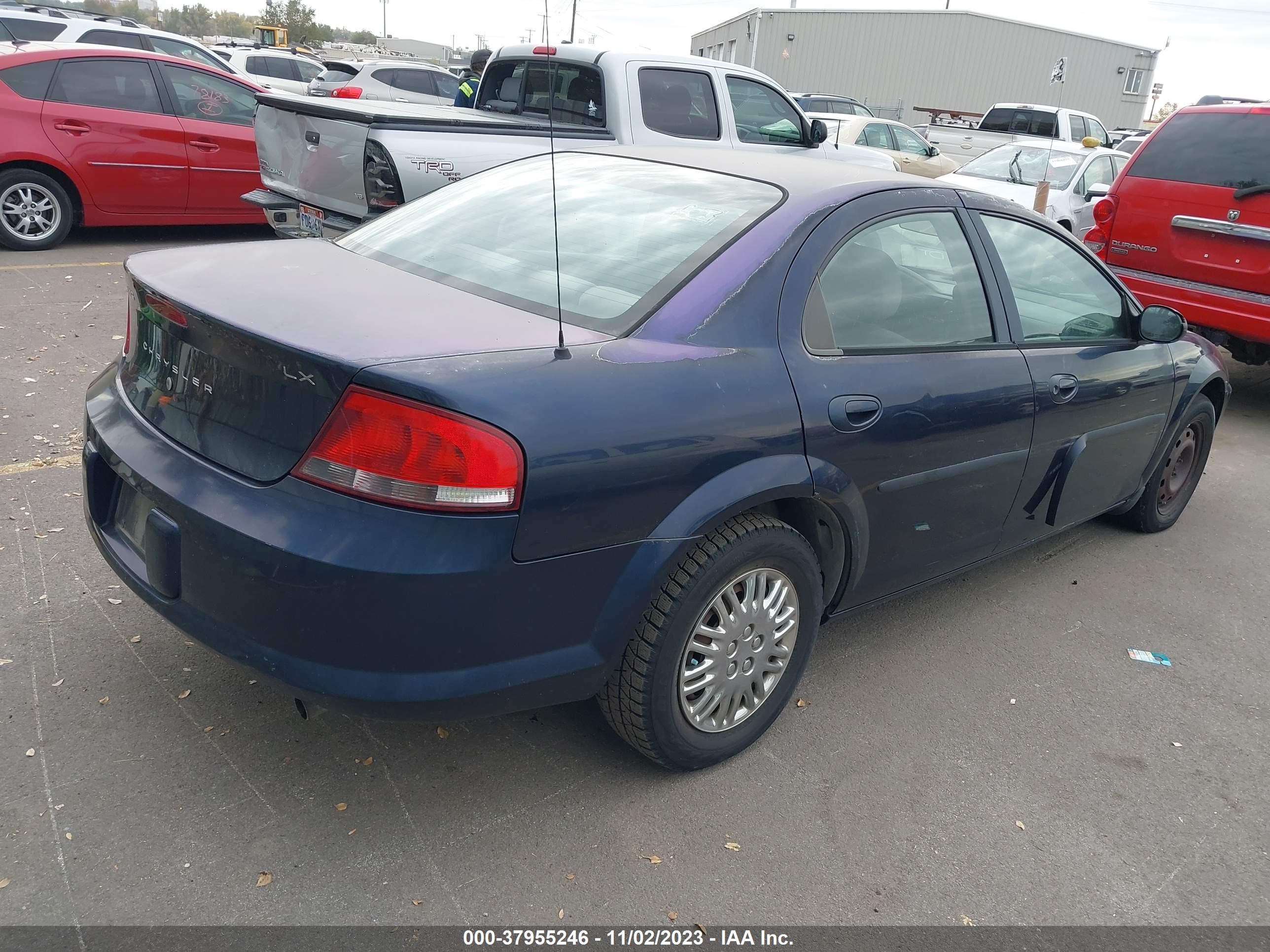 Photo 3 VIN: 1C3EL46X82N178077 - CHRYSLER SEBRING 