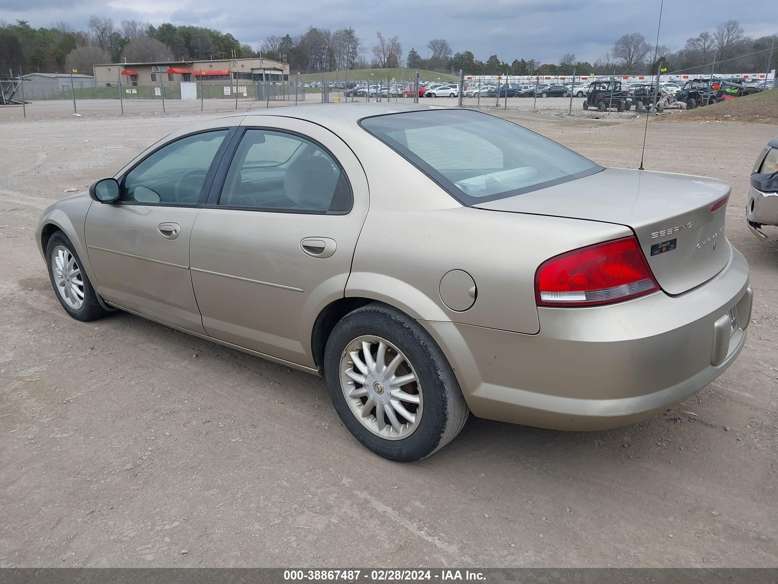 Photo 2 VIN: 1C3EL46XX3N559740 - CHRYSLER SEBRING 