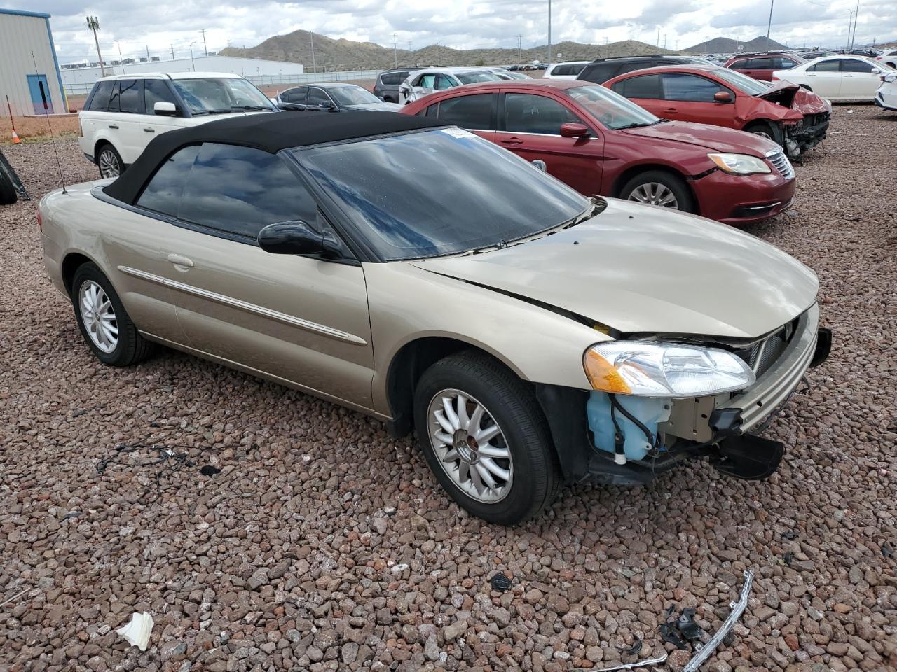 Photo 3 VIN: 1C3EL55R02N147236 - CHRYSLER SEBRING 