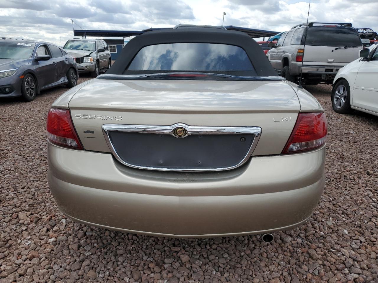 Photo 5 VIN: 1C3EL55R02N147236 - CHRYSLER SEBRING 