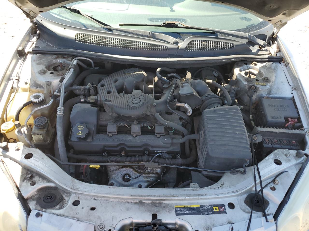 Photo 10 VIN: 1C3EL55R35N538109 - CHRYSLER SEBRING 