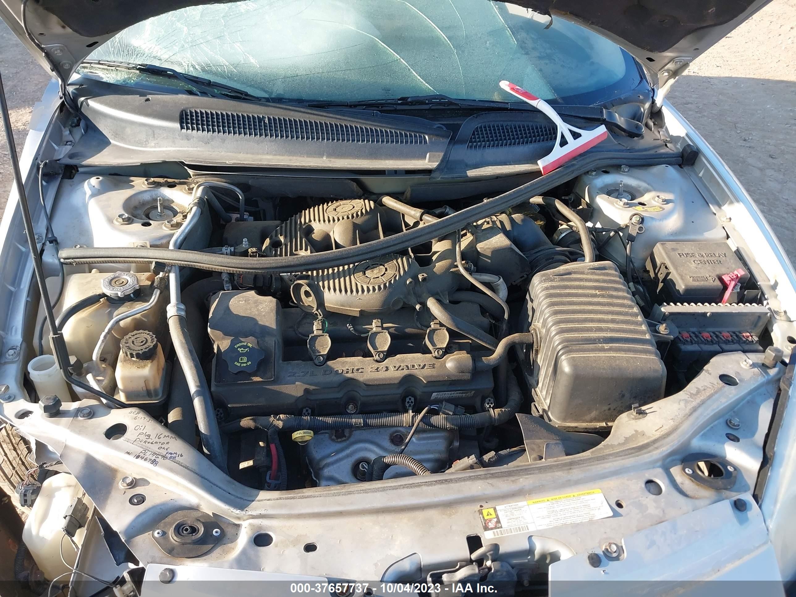 Photo 9 VIN: 1C3EL55R66N257410 - CHRYSLER SEBRING 