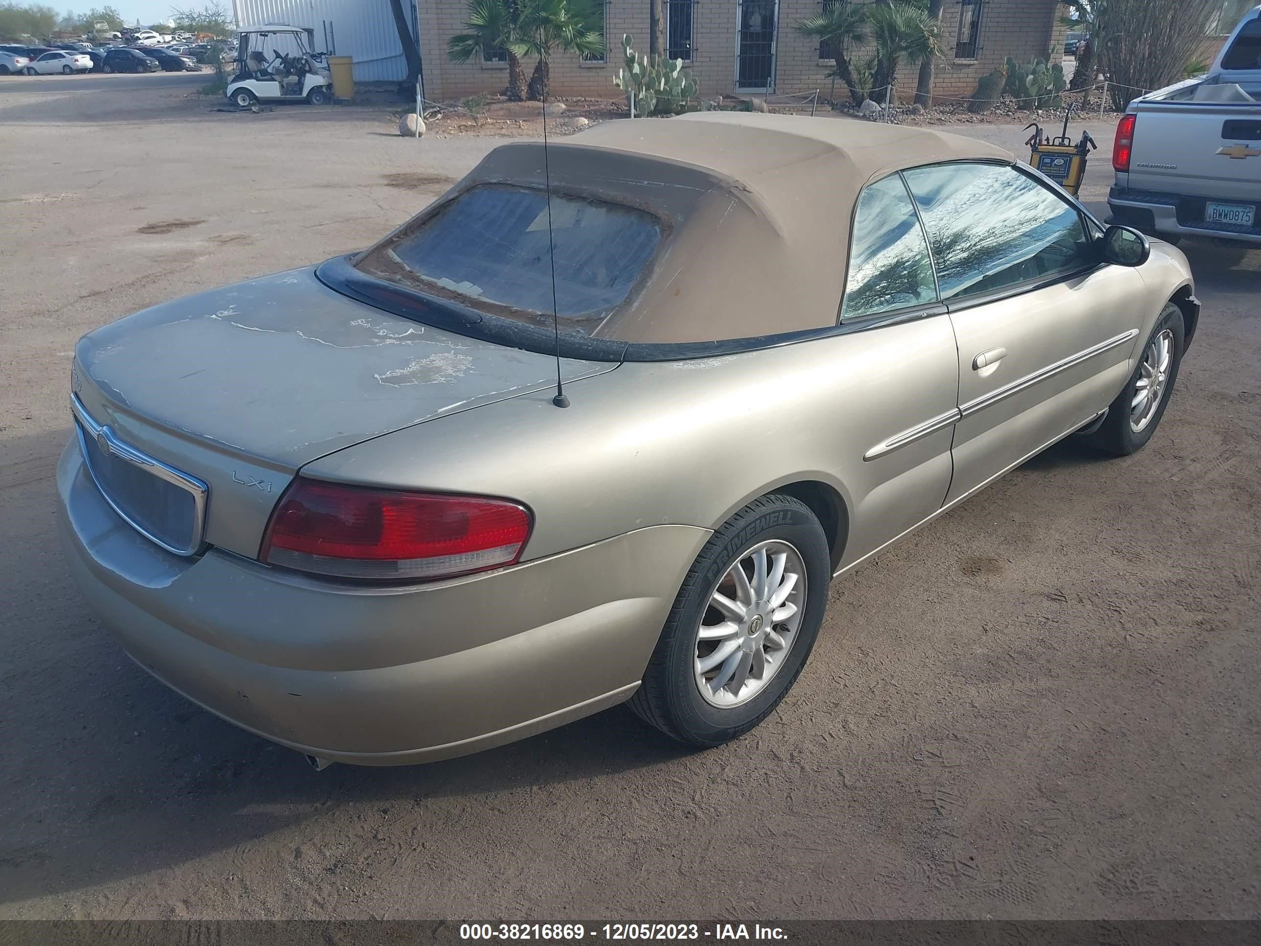 Photo 3 VIN: 1C3EL55R72N169475 - CHRYSLER SEBRING 