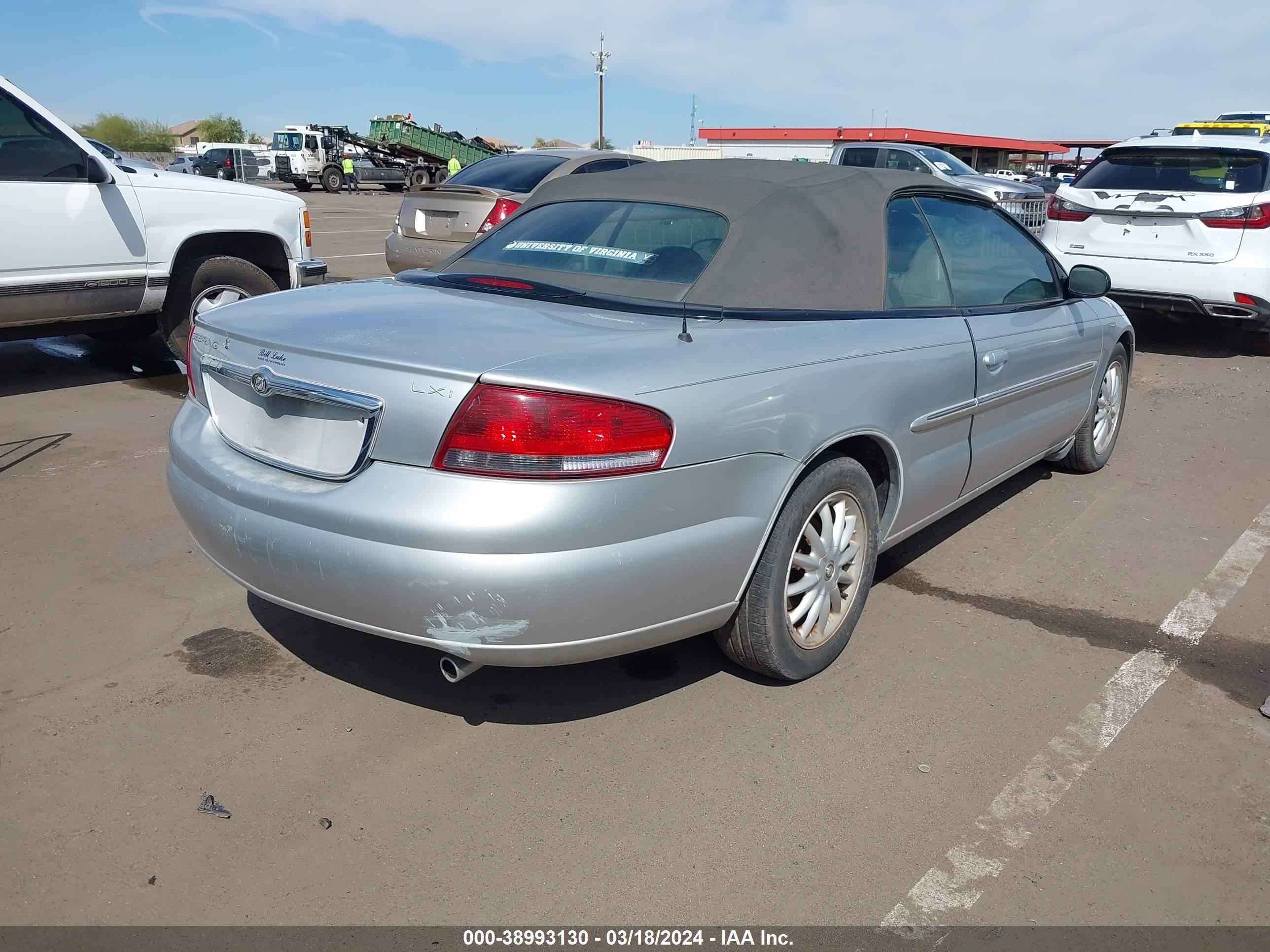 Photo 3 VIN: 1C3EL55R72N319648 - CHRYSLER SEBRING 