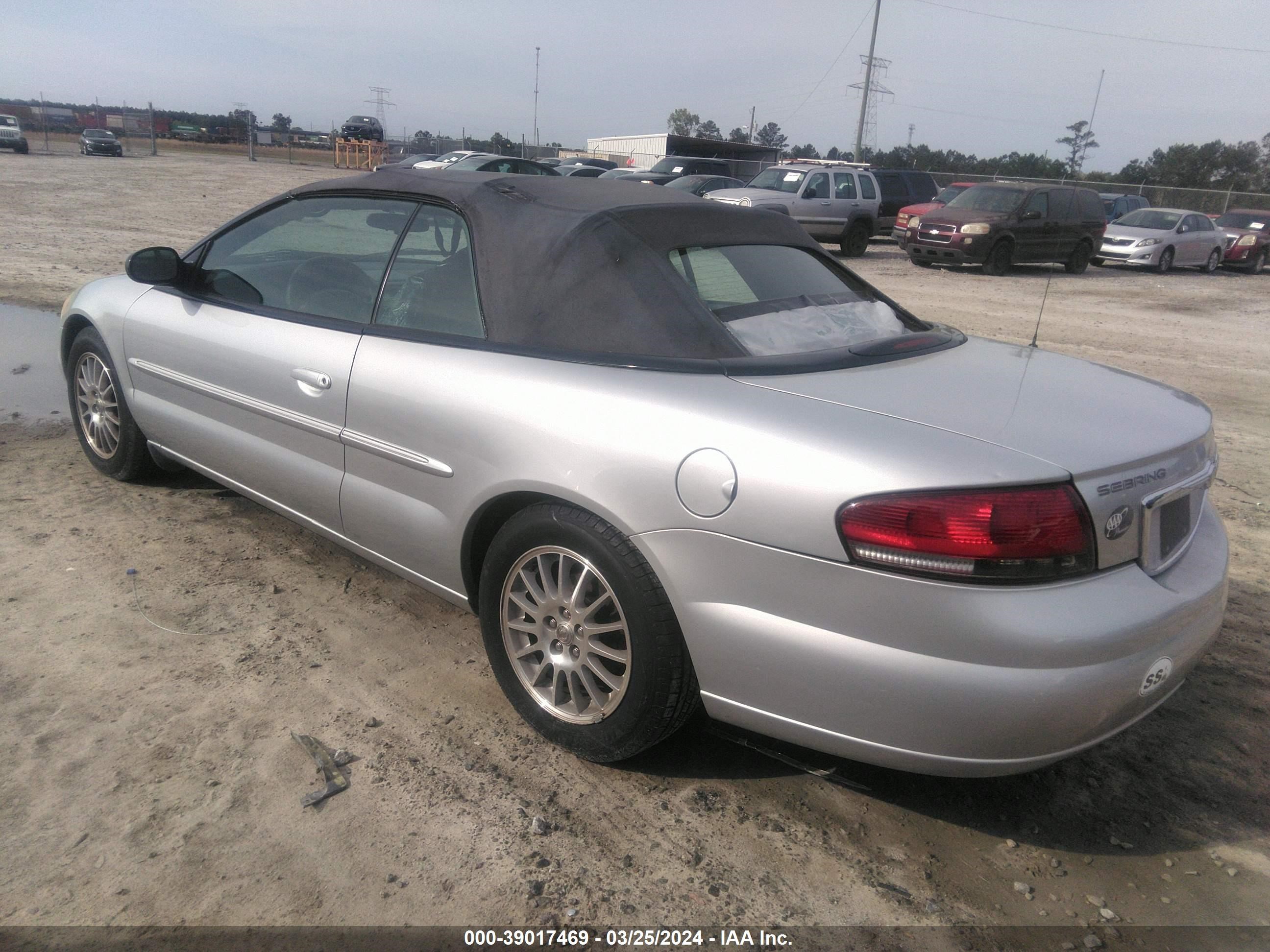 Photo 2 VIN: 1C3EL55R75N576569 - CHRYSLER SEBRING 