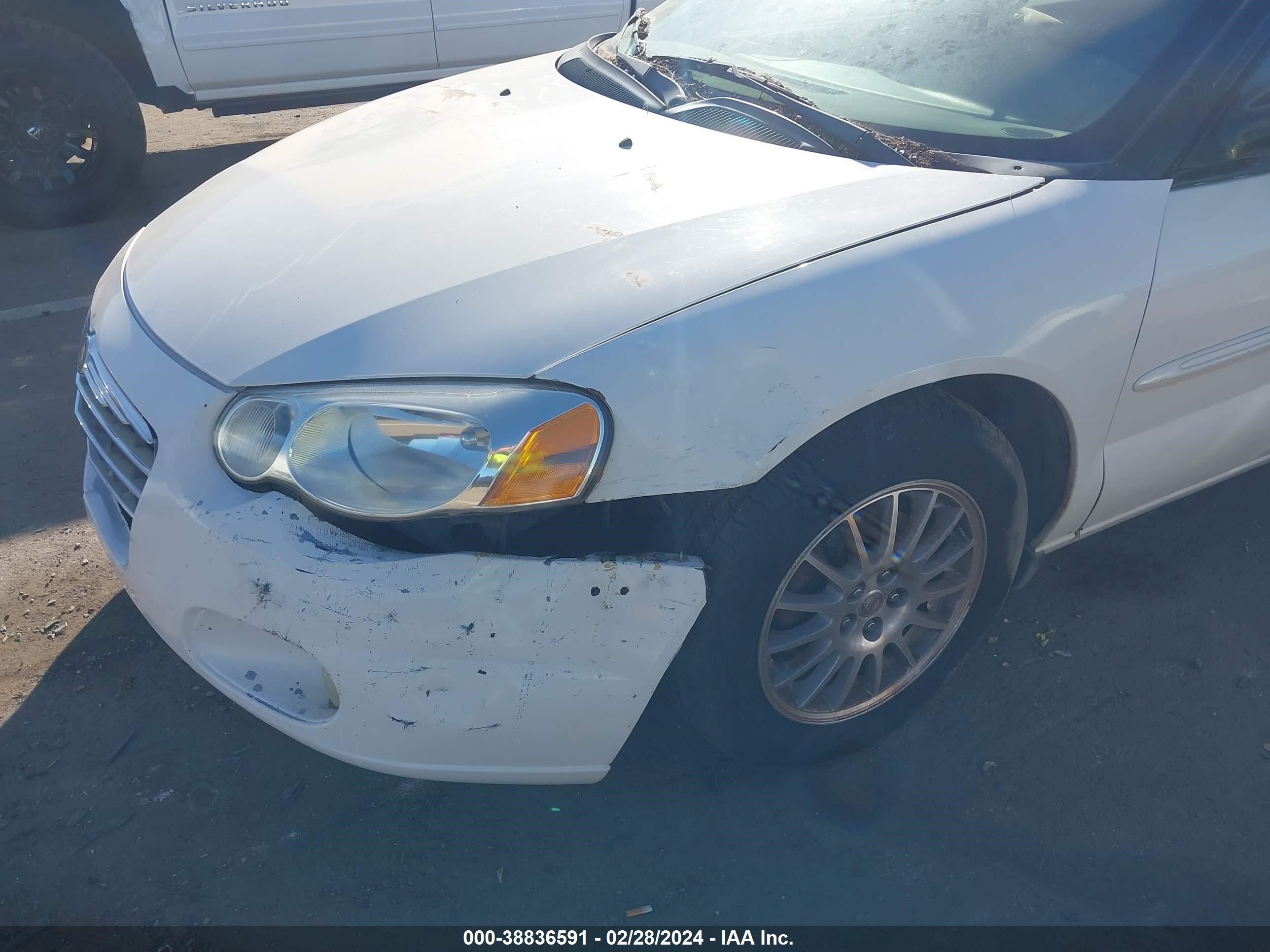 Photo 5 VIN: 1C3EL55R76N285782 - CHRYSLER SEBRING 