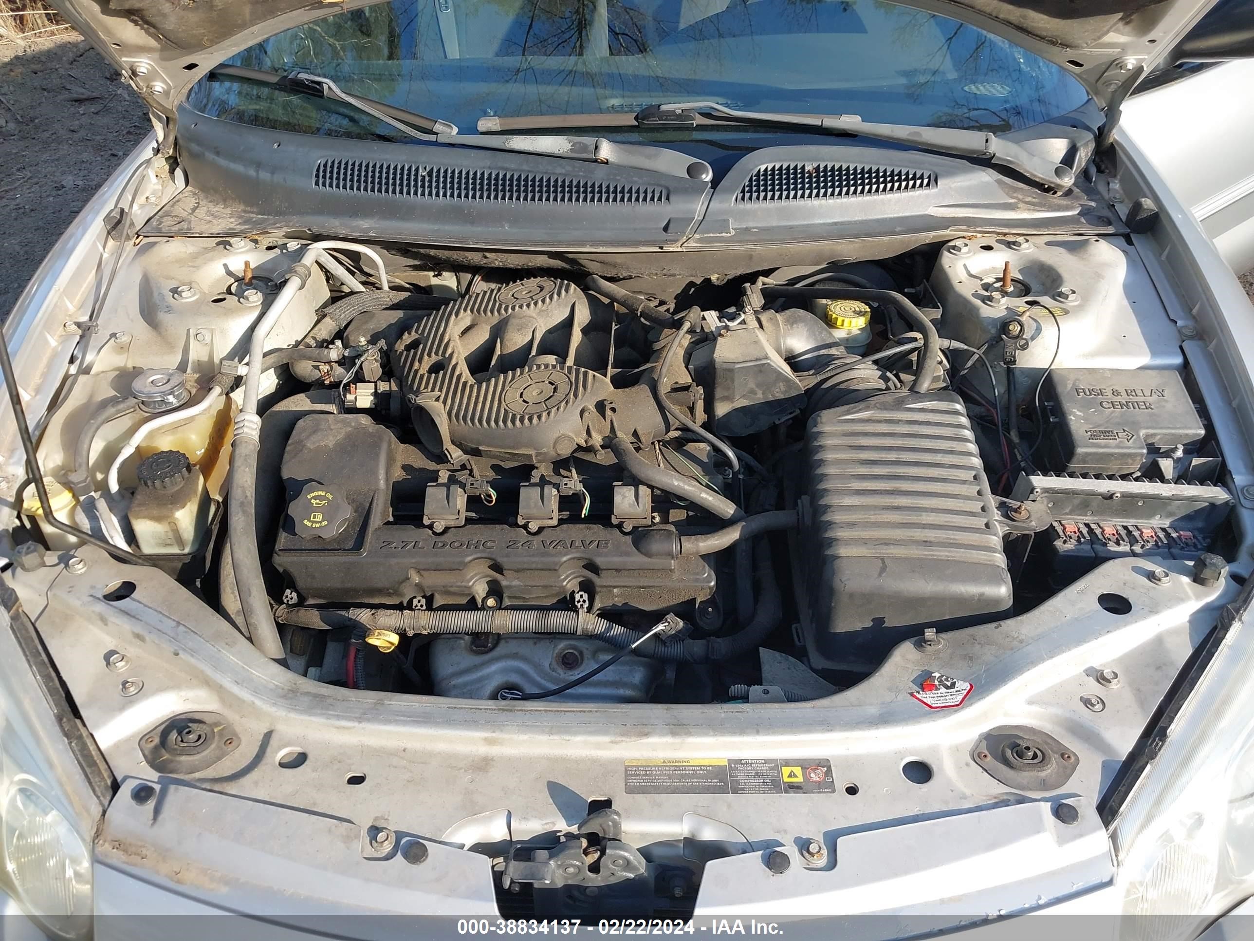 Photo 9 VIN: 1C3EL55R95N677208 - CHRYSLER SEBRING 