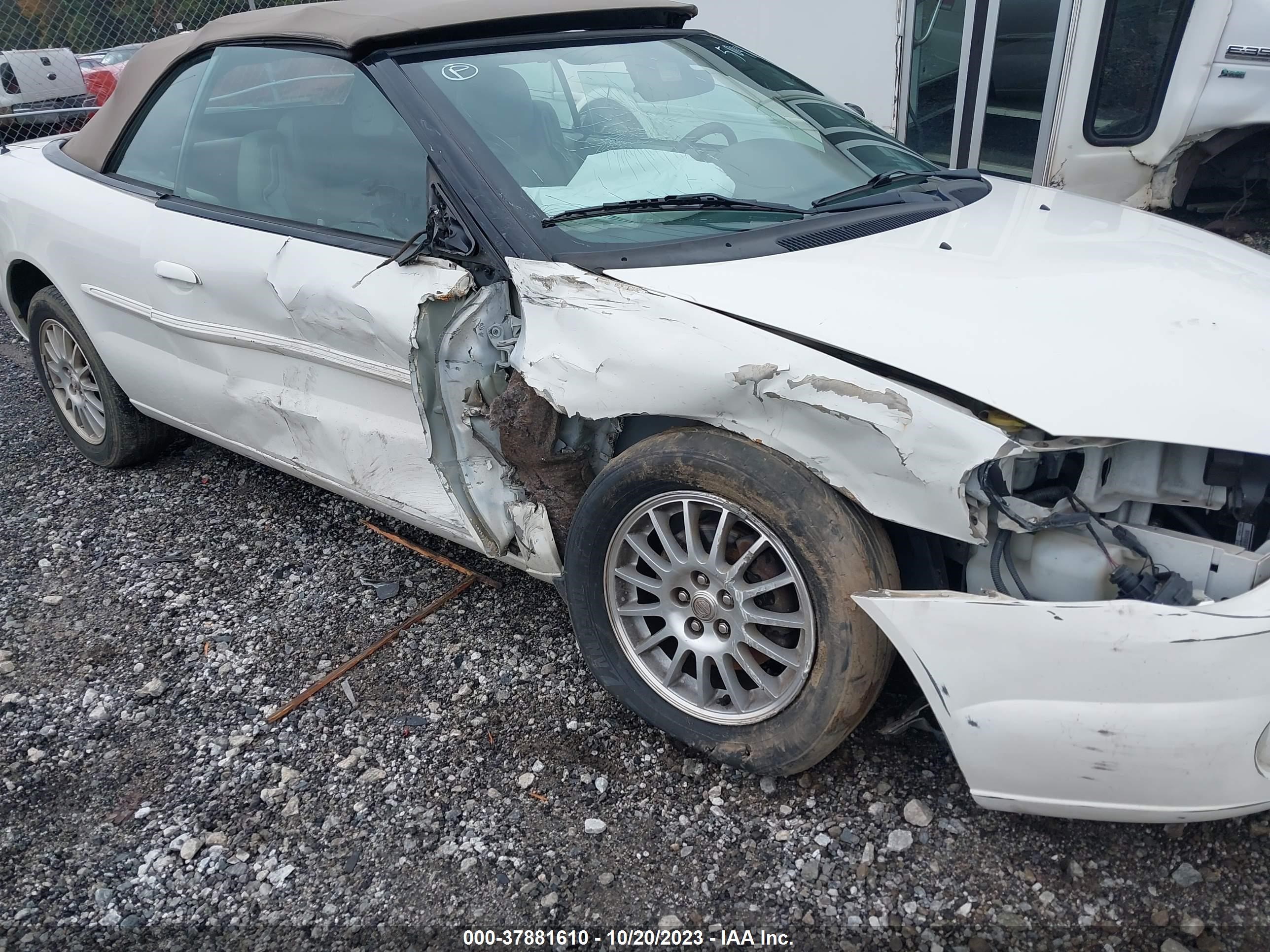 Photo 5 VIN: 1C3EL55RX5N705047 - CHRYSLER SEBRING 