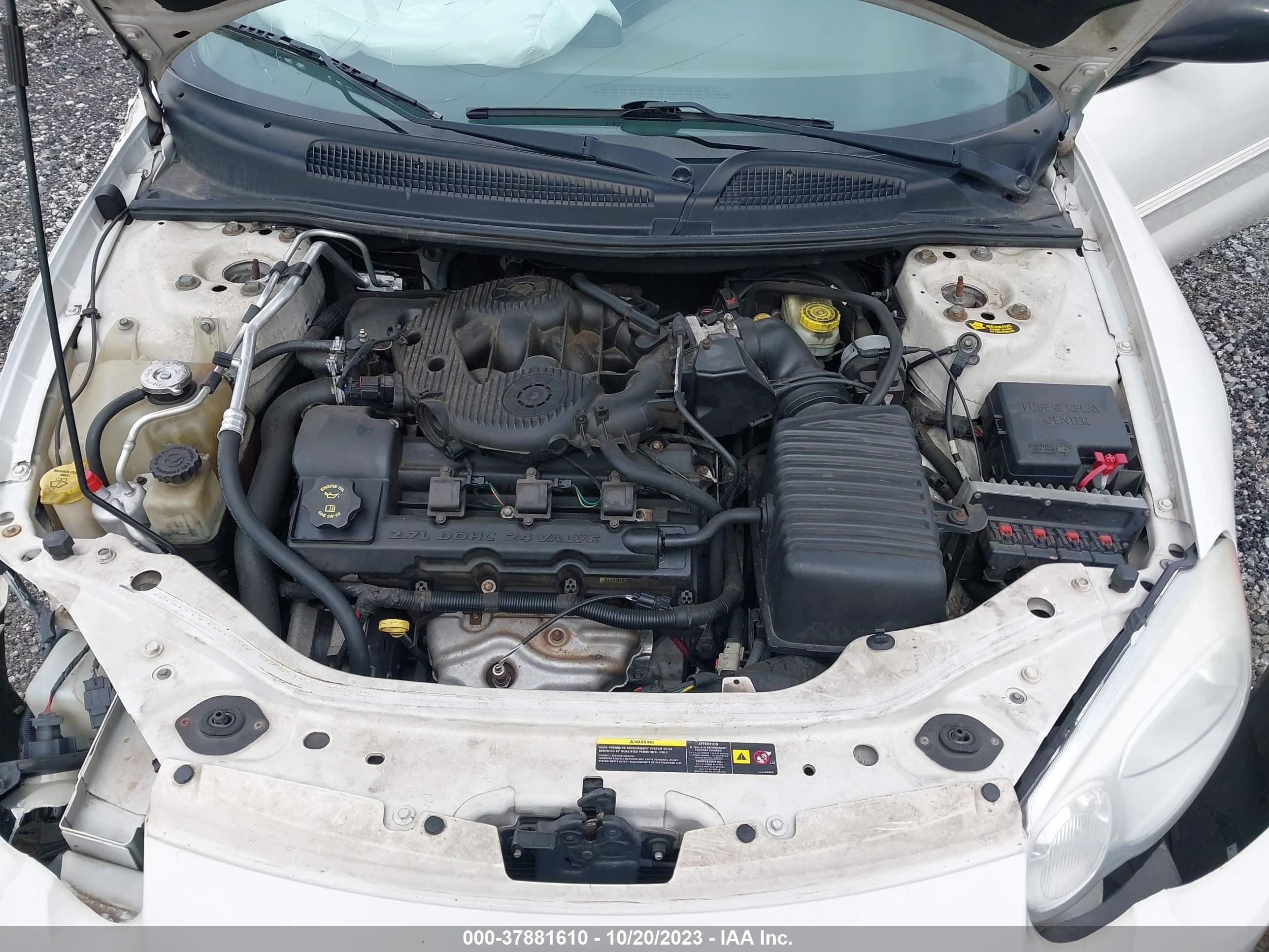 Photo 9 VIN: 1C3EL55RX5N705047 - CHRYSLER SEBRING 