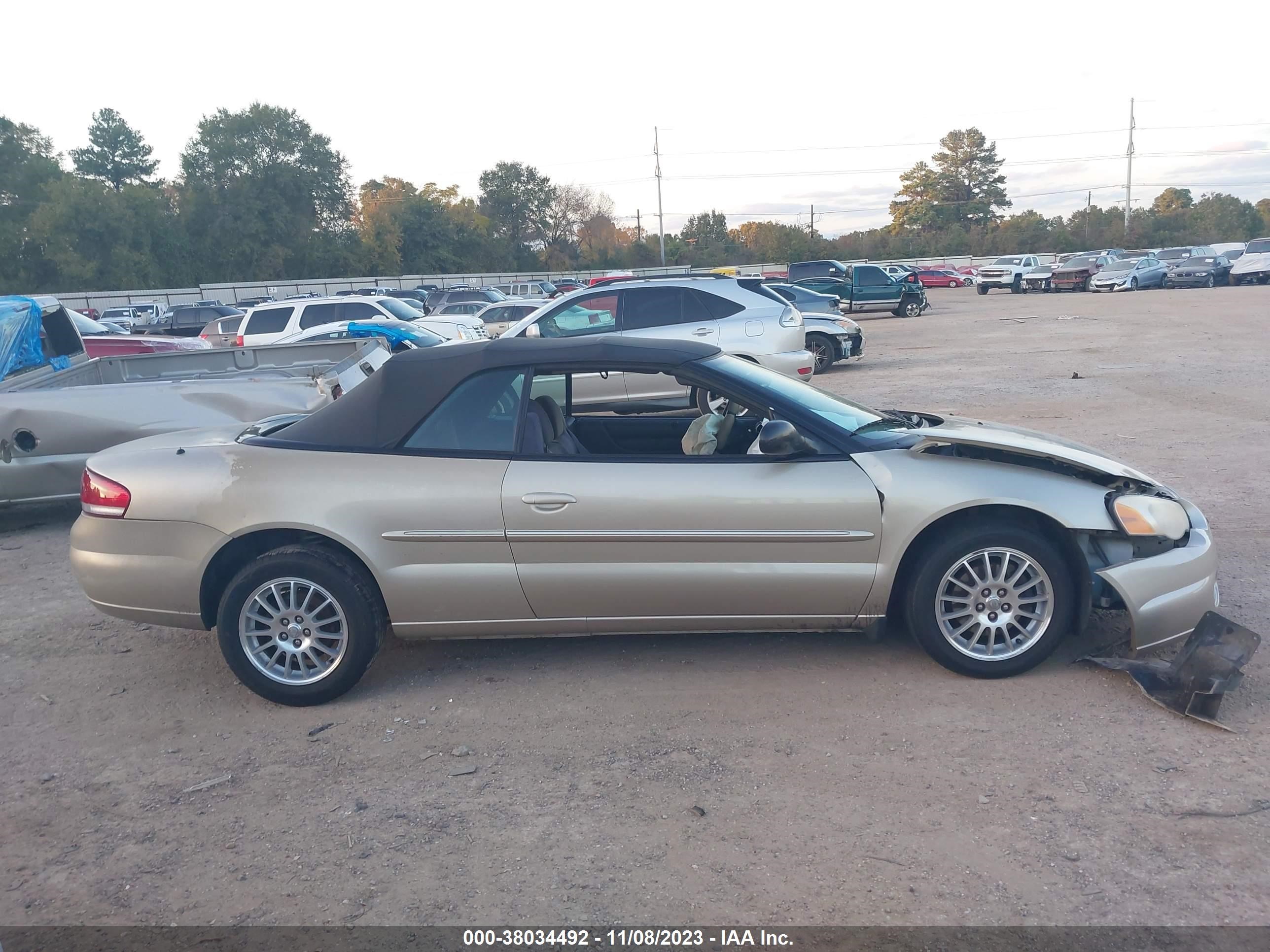 Photo 11 VIN: 1C3EL55RX6N153972 - CHRYSLER SEBRING 