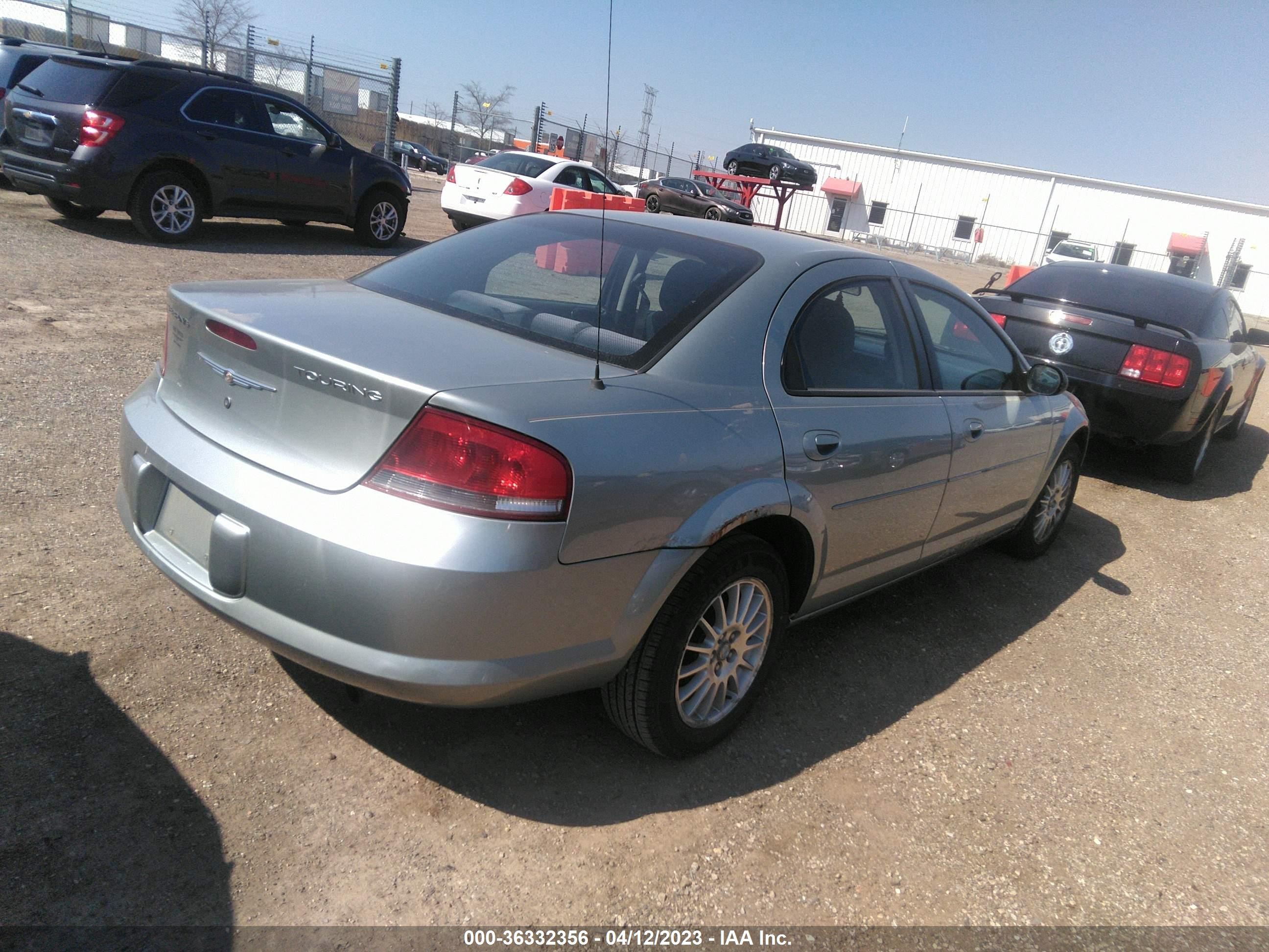 Photo 3 VIN: 1C3EL56R34N394767 - CHRYSLER SEBRING 