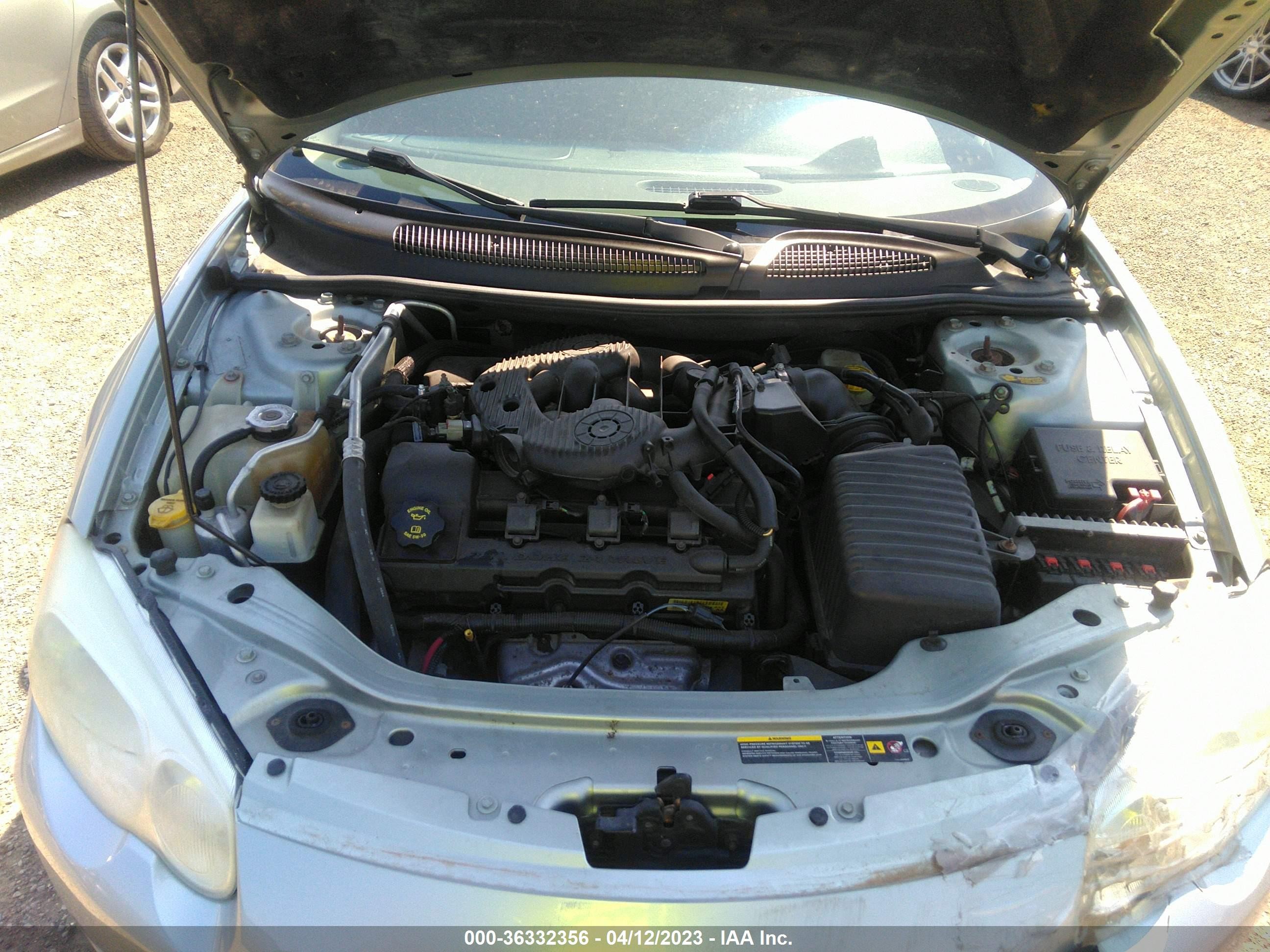 Photo 9 VIN: 1C3EL56R34N394767 - CHRYSLER SEBRING 