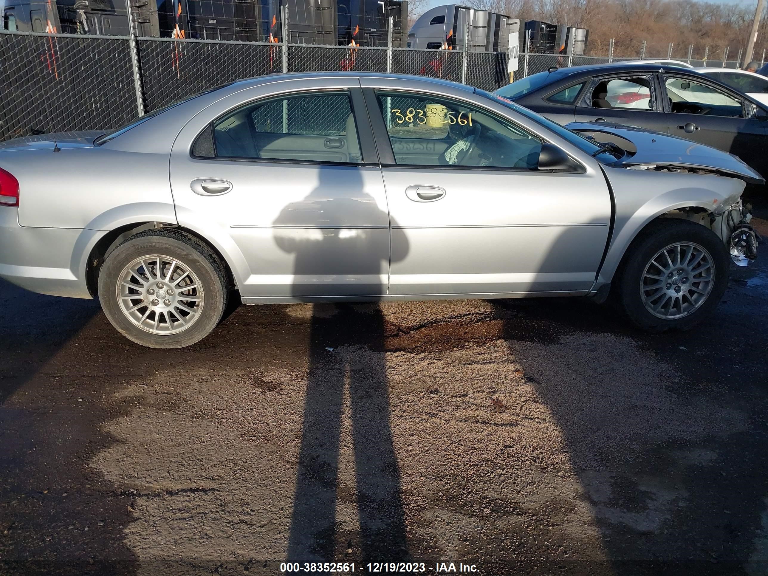 Photo 12 VIN: 1C3EL56R36N283798 - CHRYSLER SEBRING 