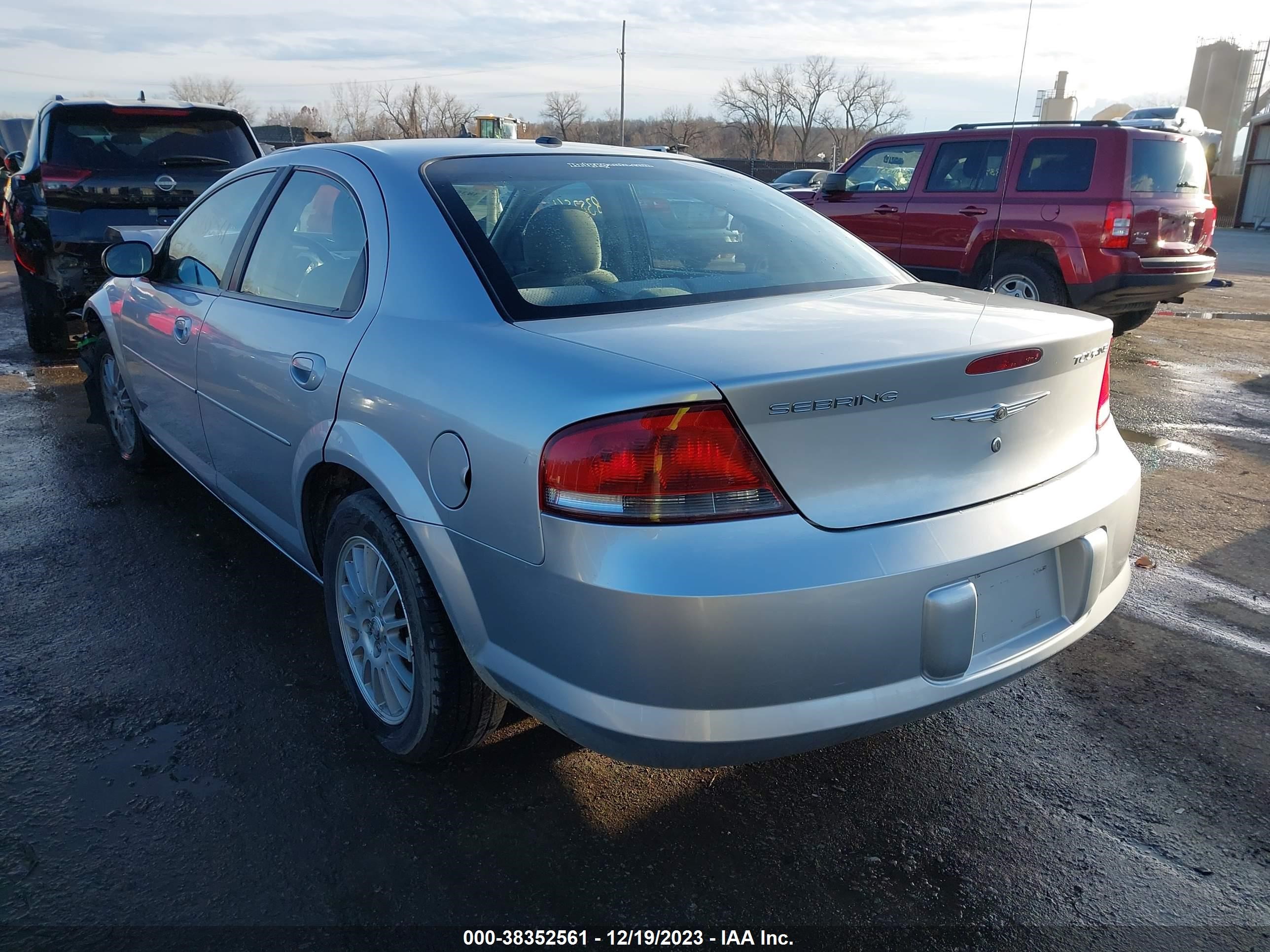 Photo 2 VIN: 1C3EL56R36N283798 - CHRYSLER SEBRING 