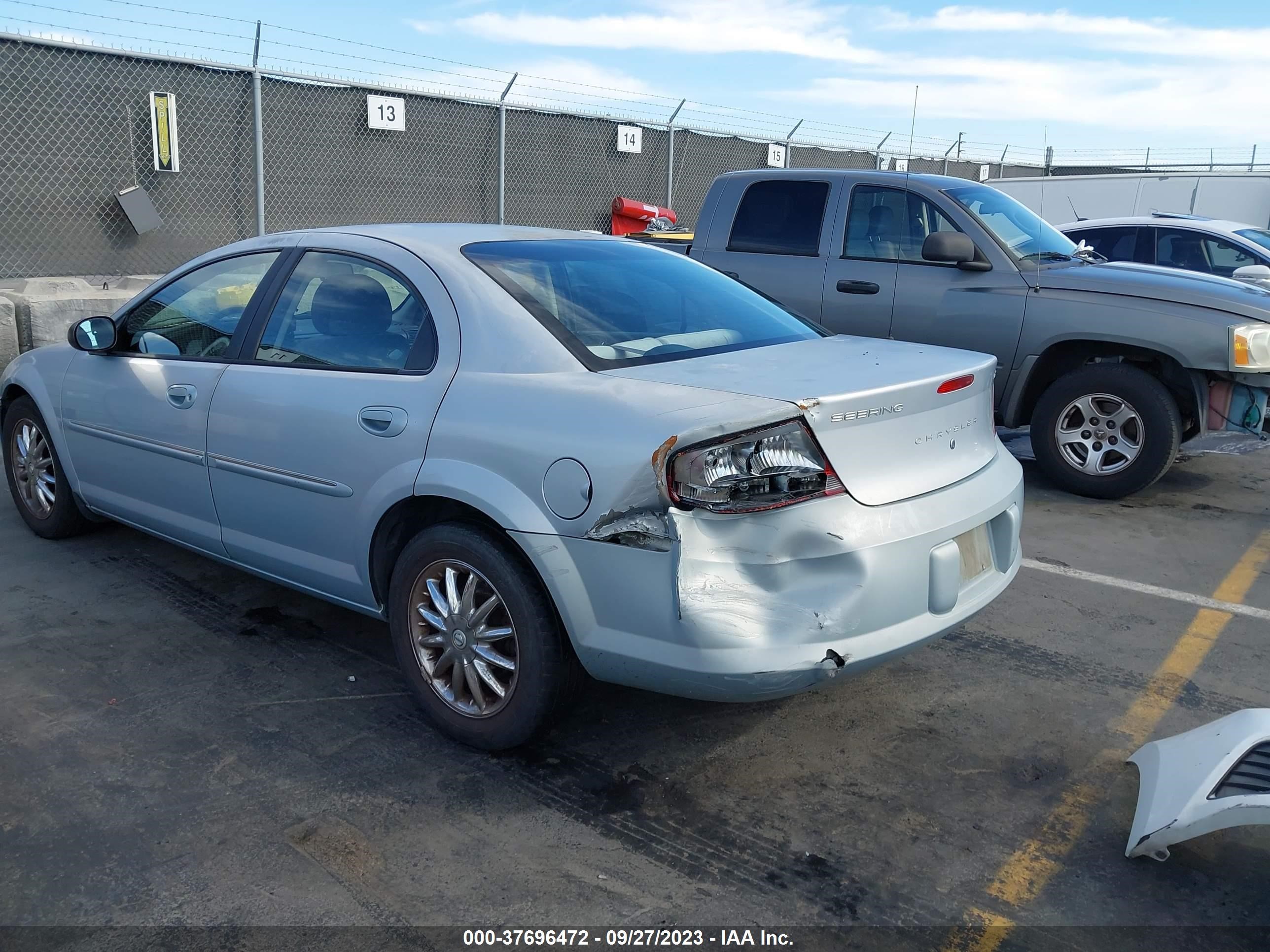 Photo 5 VIN: 1C3EL56R92N103993 - CHRYSLER SEBRING 