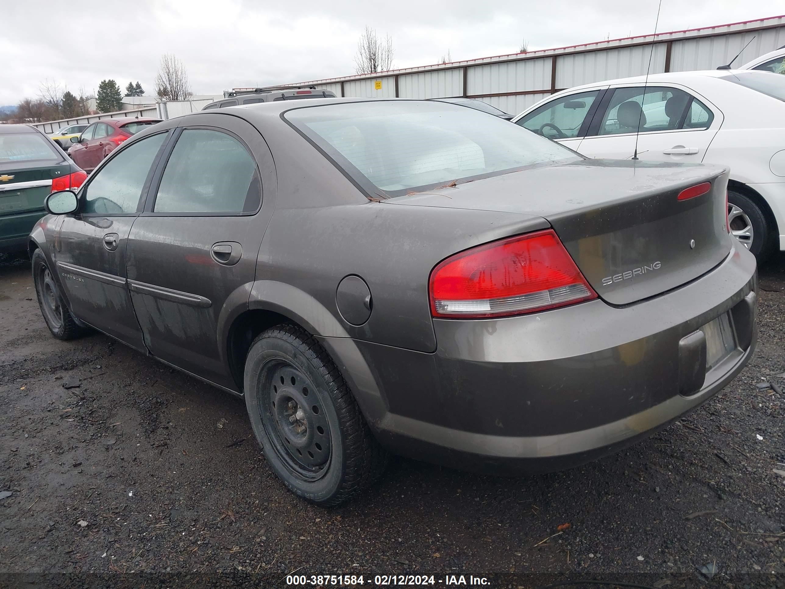 Photo 2 VIN: 1C3EL56U11N593851 - CHRYSLER SEBRING 