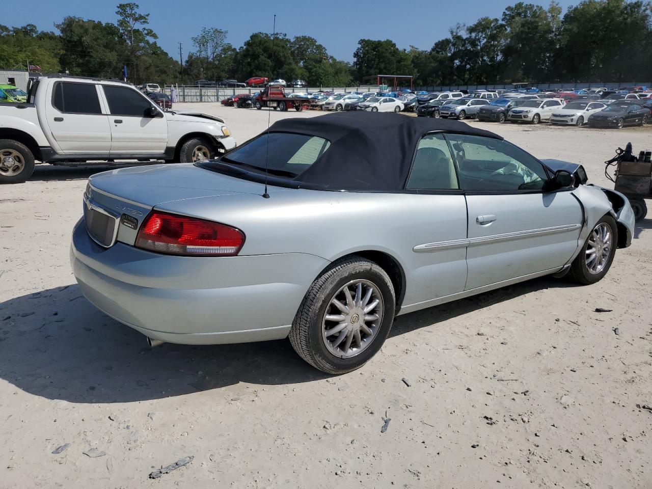 Photo 2 VIN: 1C3EL65R03N525000 - CHRYSLER SEBRING 