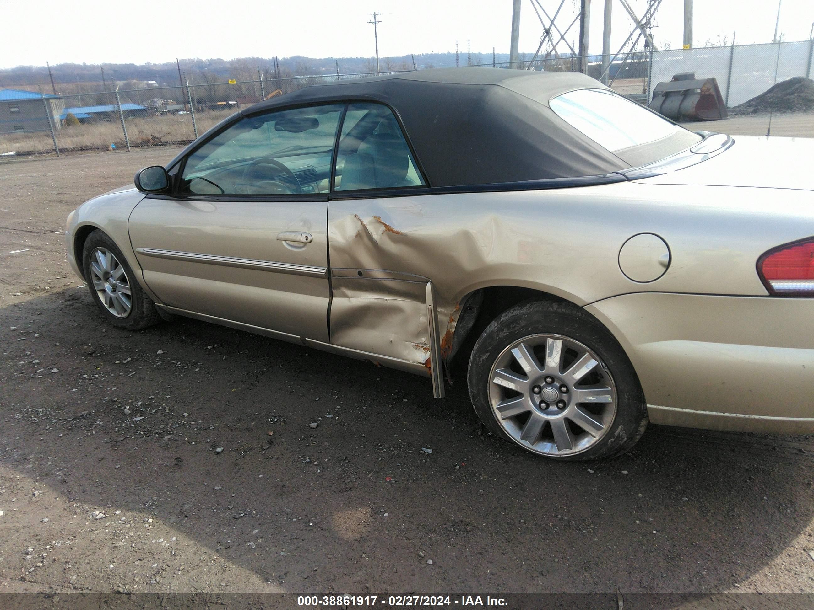 Photo 5 VIN: 1C3EL65R26N242988 - CHRYSLER SEBRING 