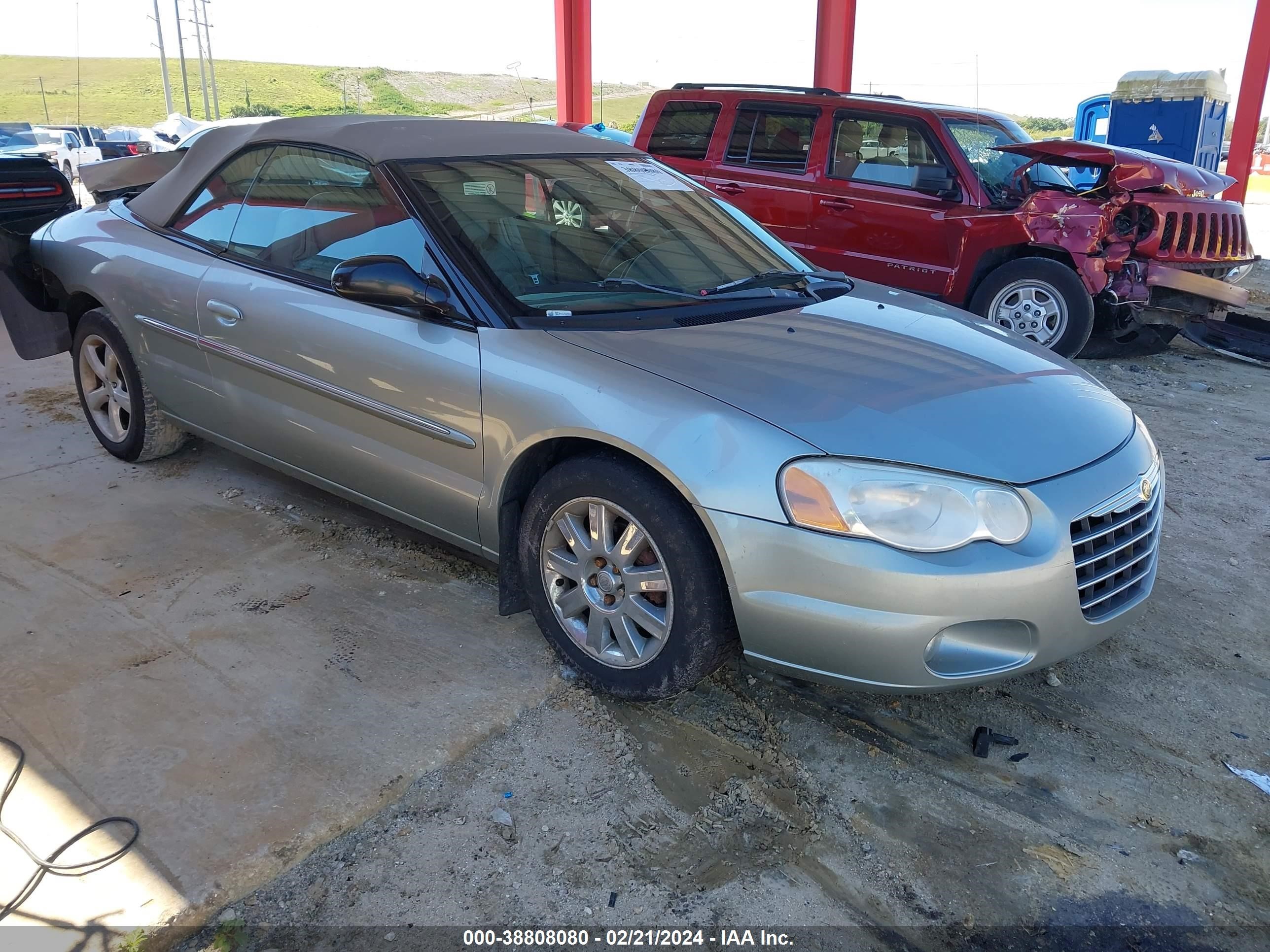 Photo 0 VIN: 1C3EL65R34N164783 - CHRYSLER SEBRING 