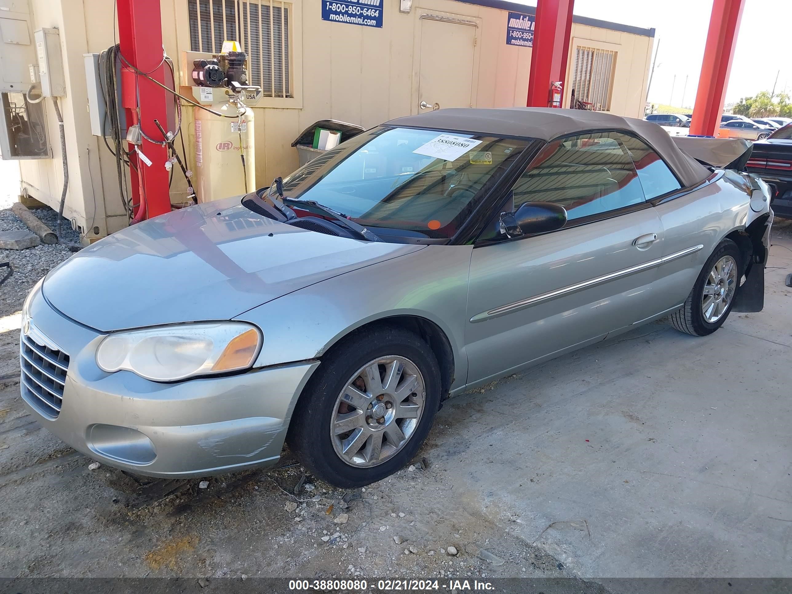 Photo 1 VIN: 1C3EL65R34N164783 - CHRYSLER SEBRING 