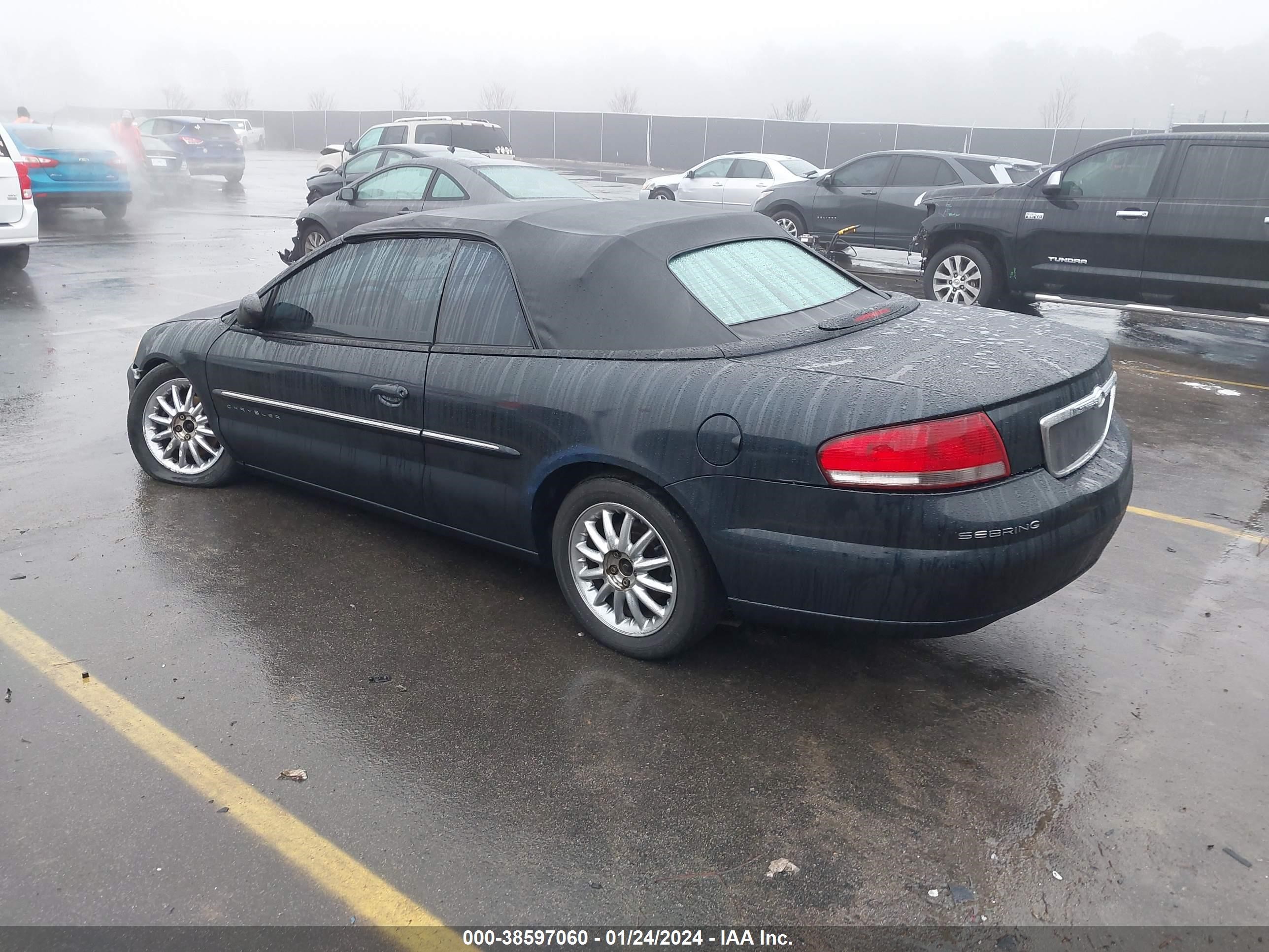 Photo 2 VIN: 1C3EL65U51N637387 - CHRYSLER SEBRING 