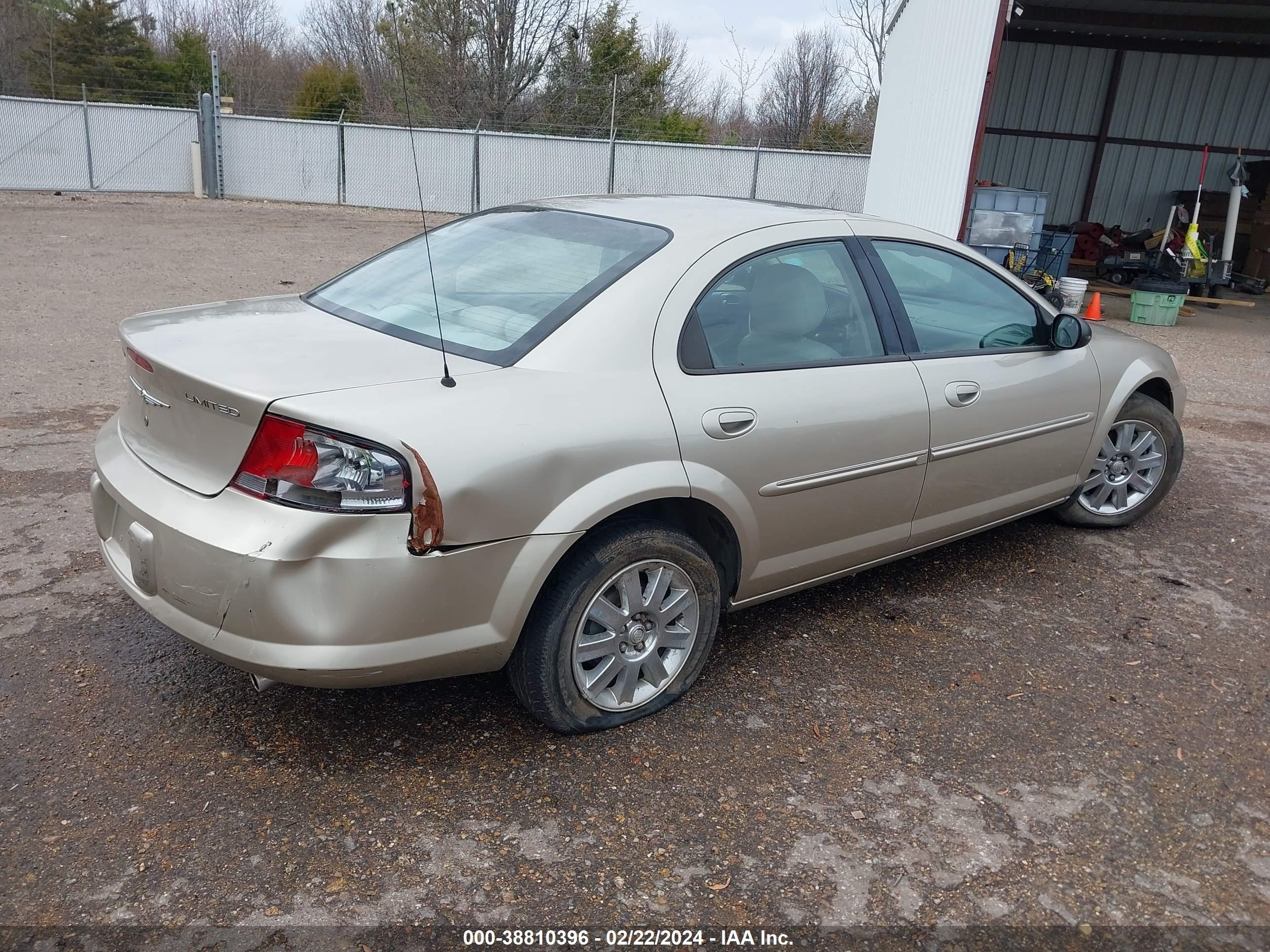 Photo 3 VIN: 1C3EL66R45N543811 - CHRYSLER SEBRING 