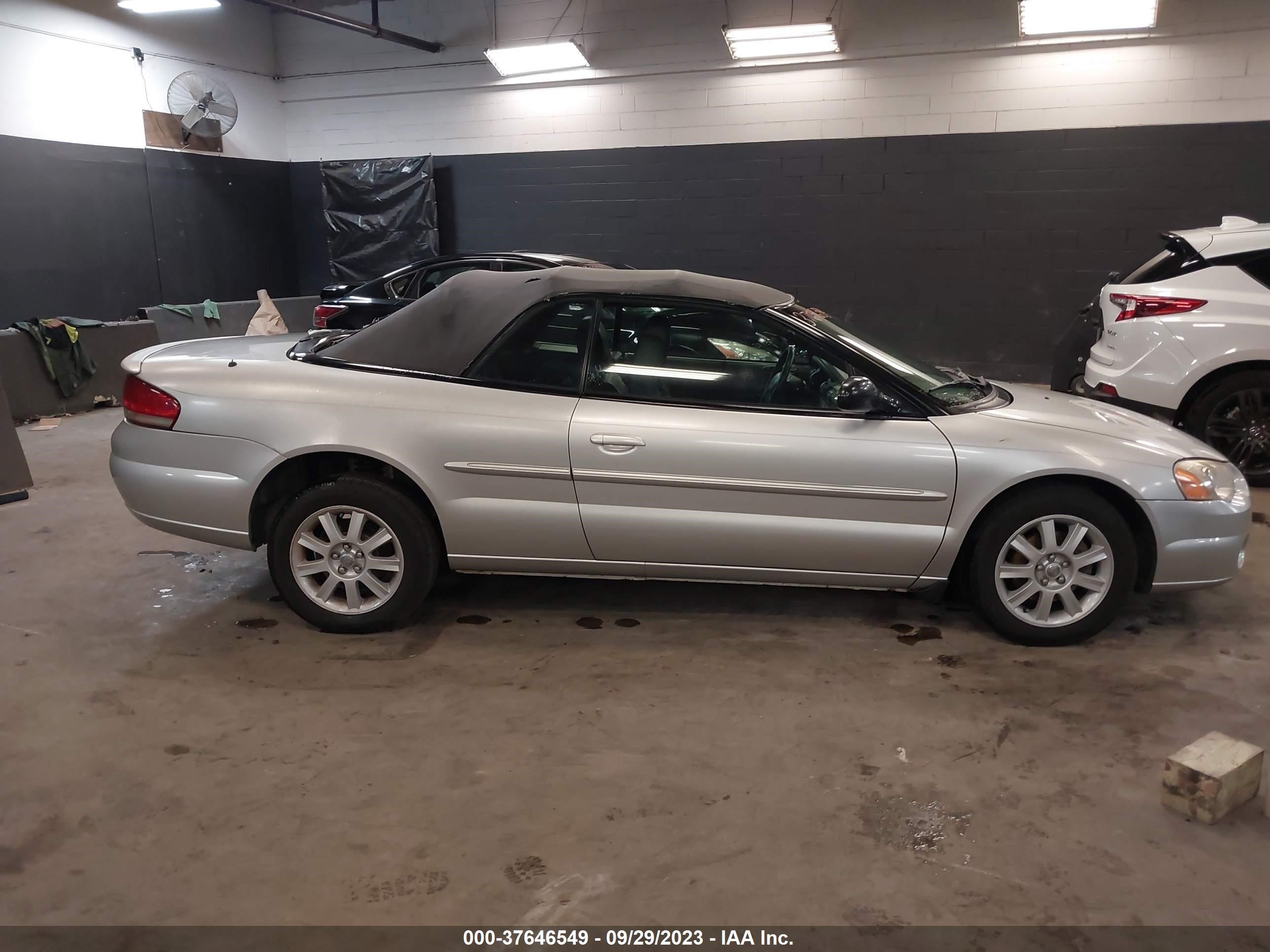 Photo 12 VIN: 1C3EL75R14N101378 - CHRYSLER SEBRING 