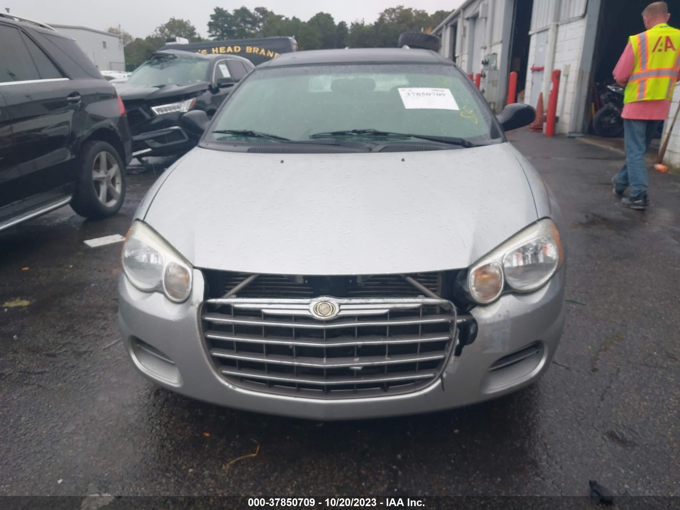 Photo 12 VIN: 1C3EL75R25N622028 - CHRYSLER SEBRING 