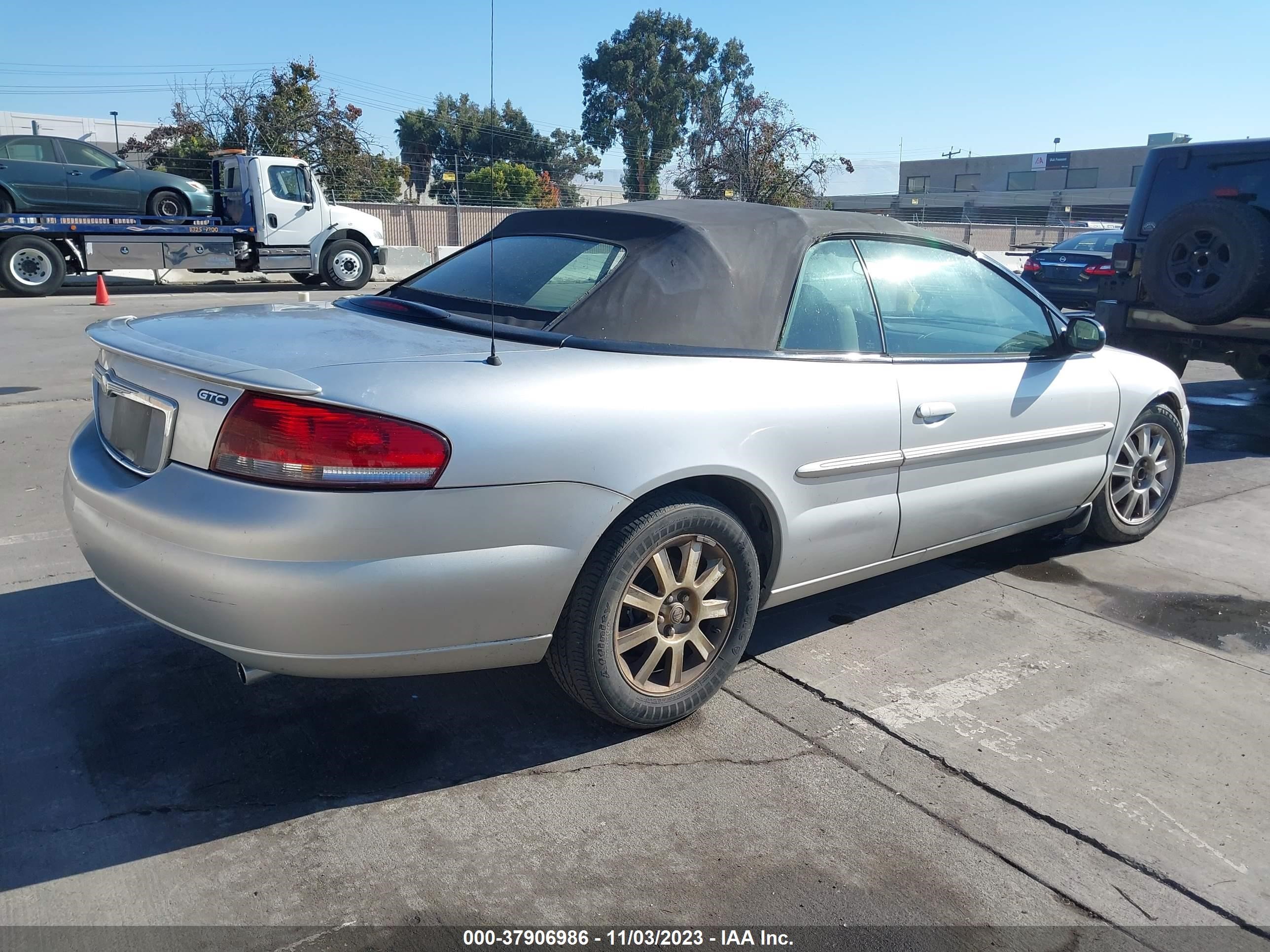 Photo 3 VIN: 1C3EL75R52N244542 - CHRYSLER SEBRING 