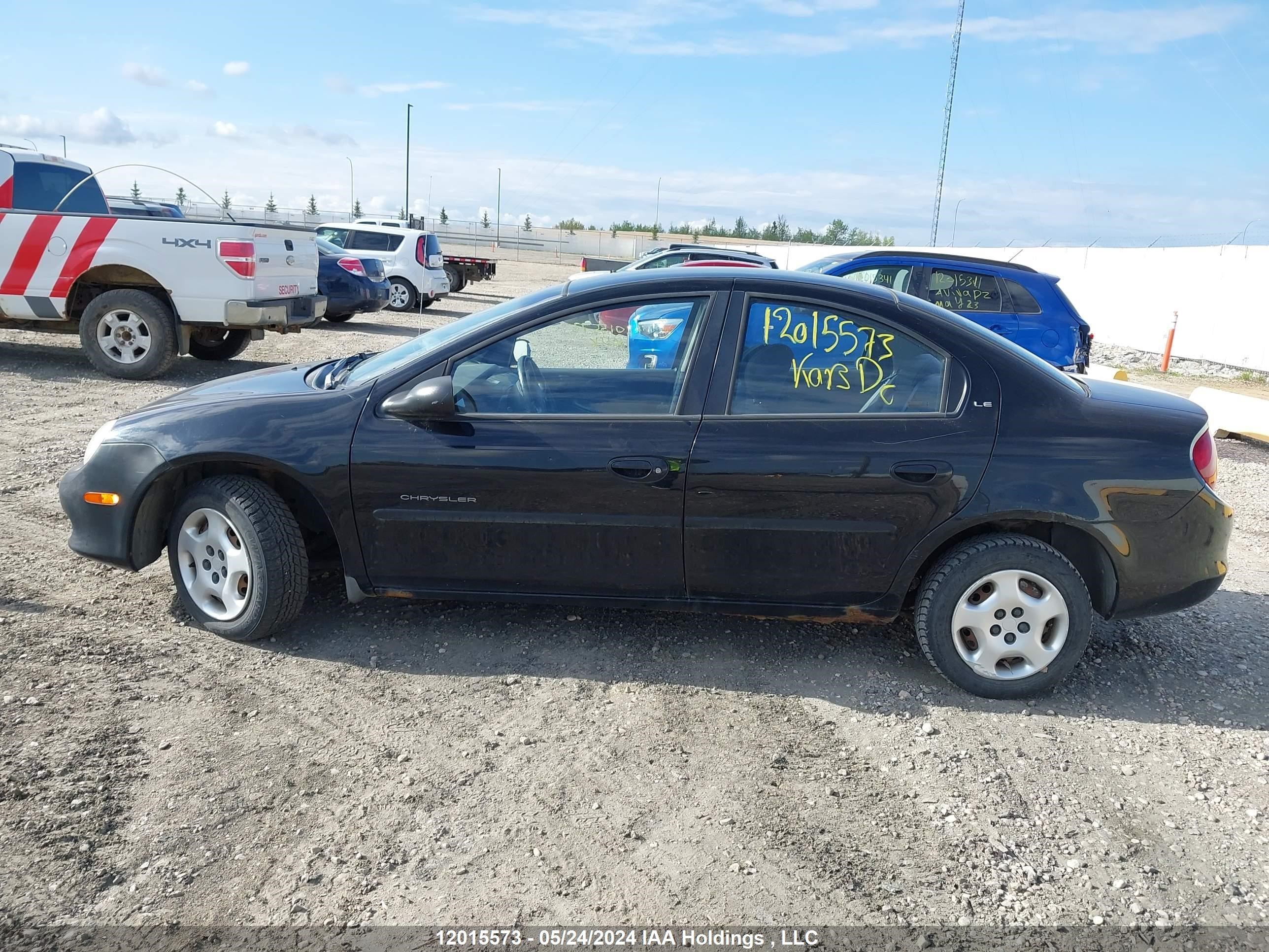 Photo 13 VIN: 1C3ES46C31D223124 - CHRYSLER NEON 