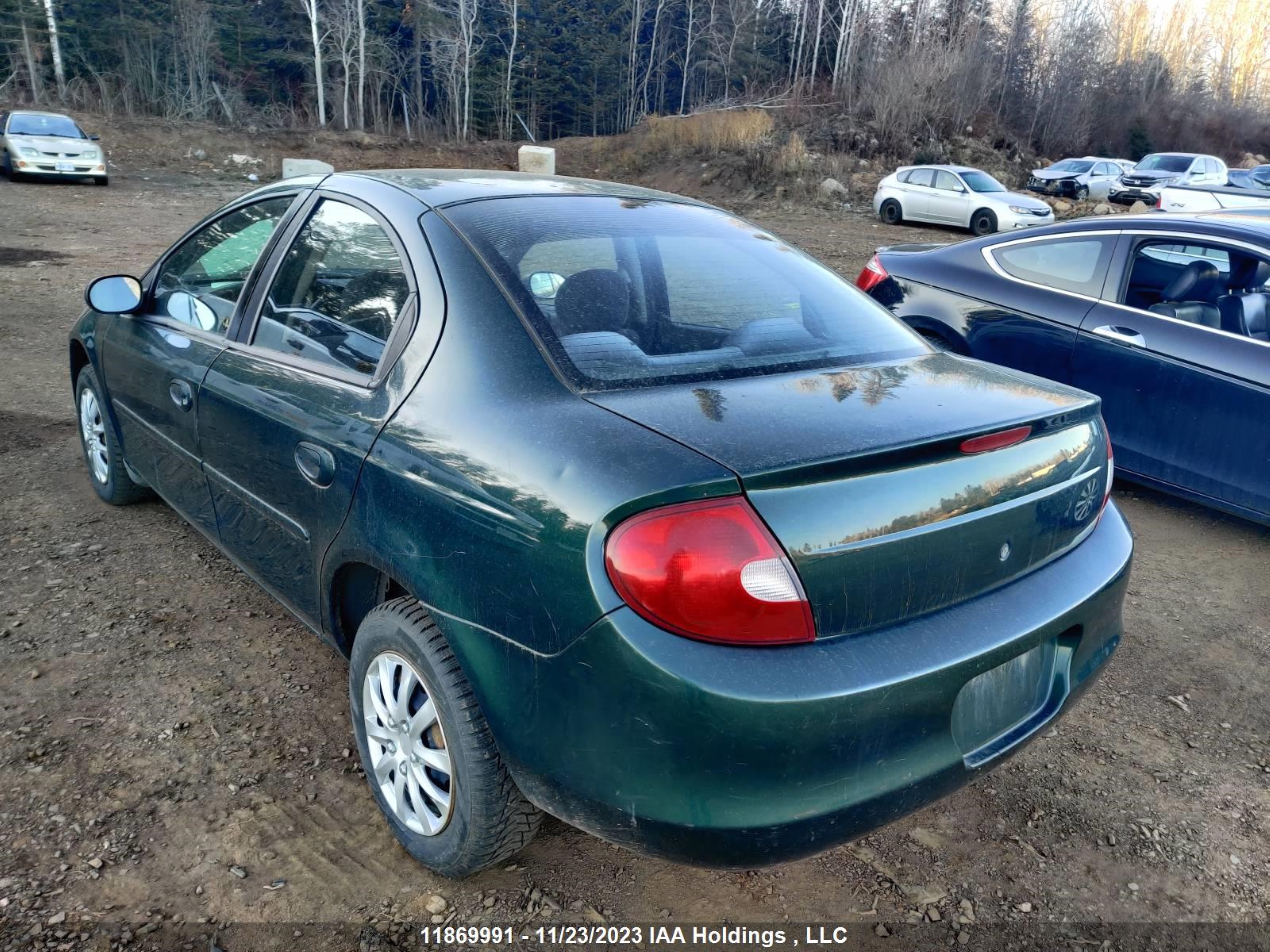 Photo 3 VIN: 1C3ES46C3YD625011 - CHRYSLER NEON 